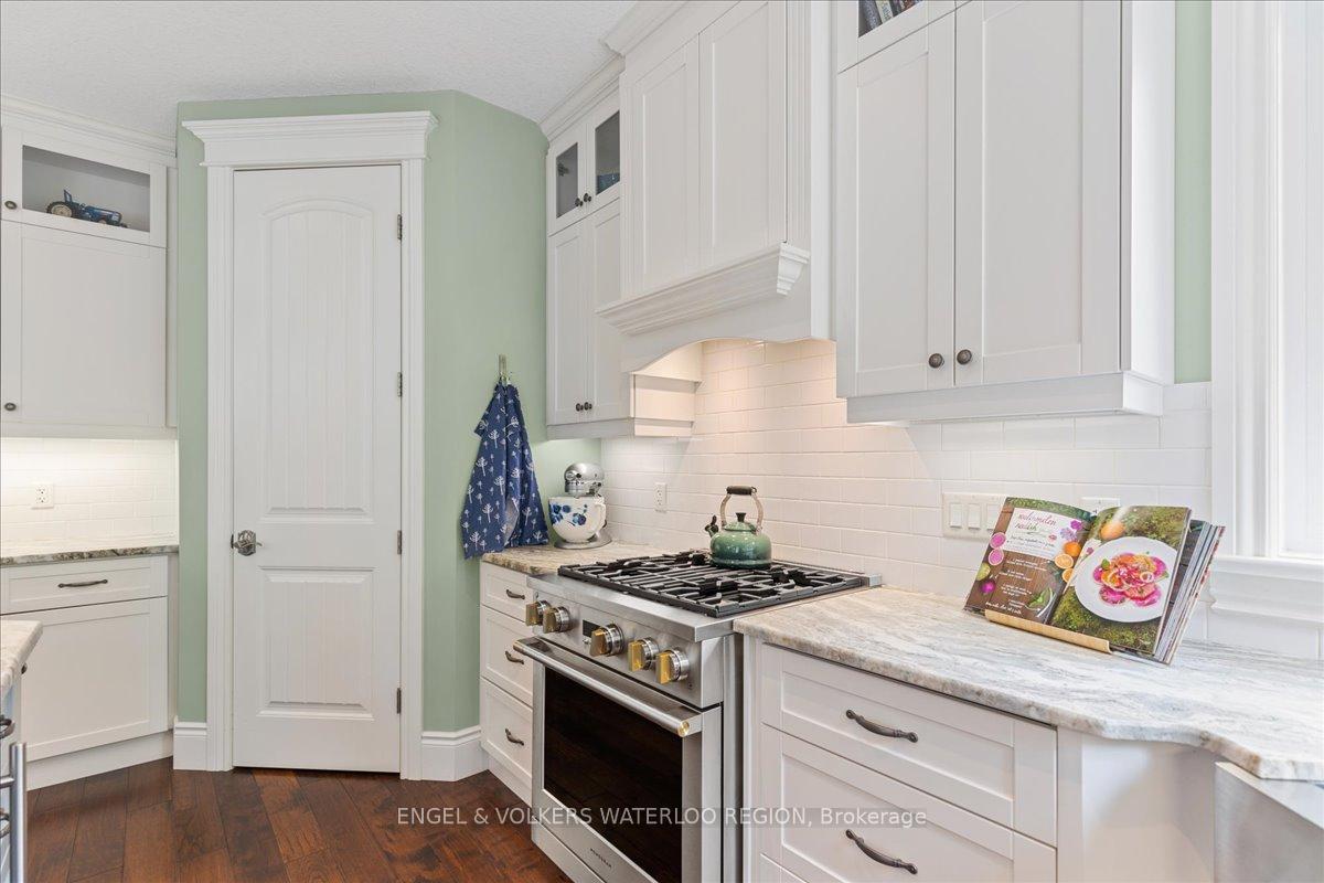Photo 14 of 655 White Cedar Avenue, Waterloo — HOMEH