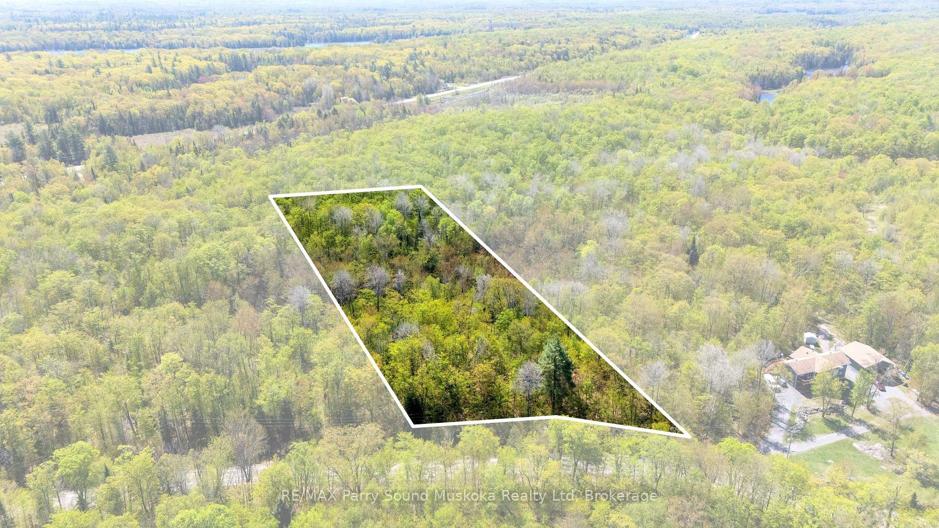Photo 1 of 1835 Lorimer Lake Road N, Whitestone, Hagerman — HOMEH