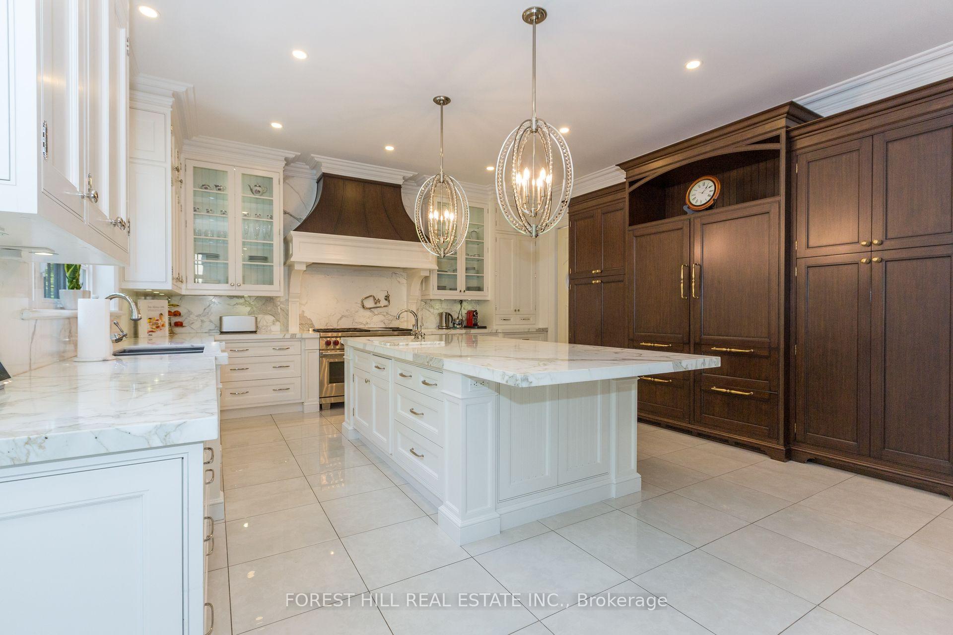 Photo 8 of 55 Woodvalley Crescent, Vaughan, Patterson — HOMEH
