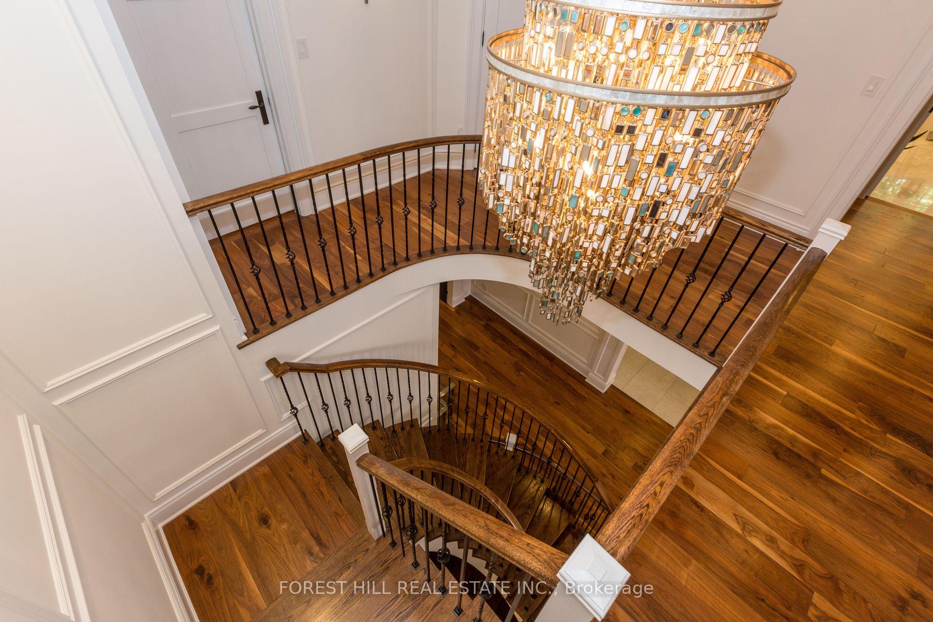 Photo 14 of 55 Woodvalley Crescent, Vaughan, Patterson — HOMEH