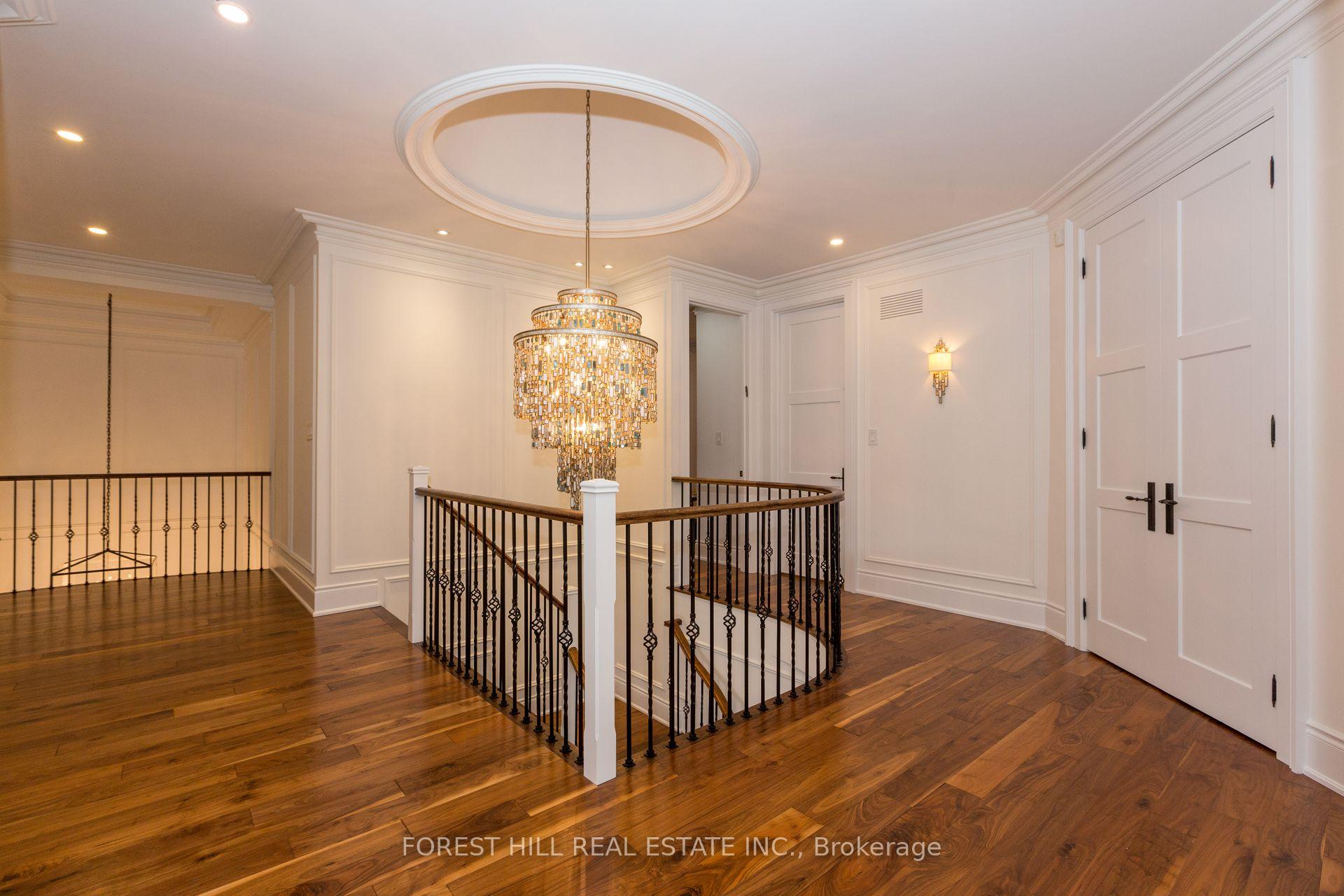 Photo 15 of 55 Woodvalley Crescent, Vaughan, Patterson — HOMEH