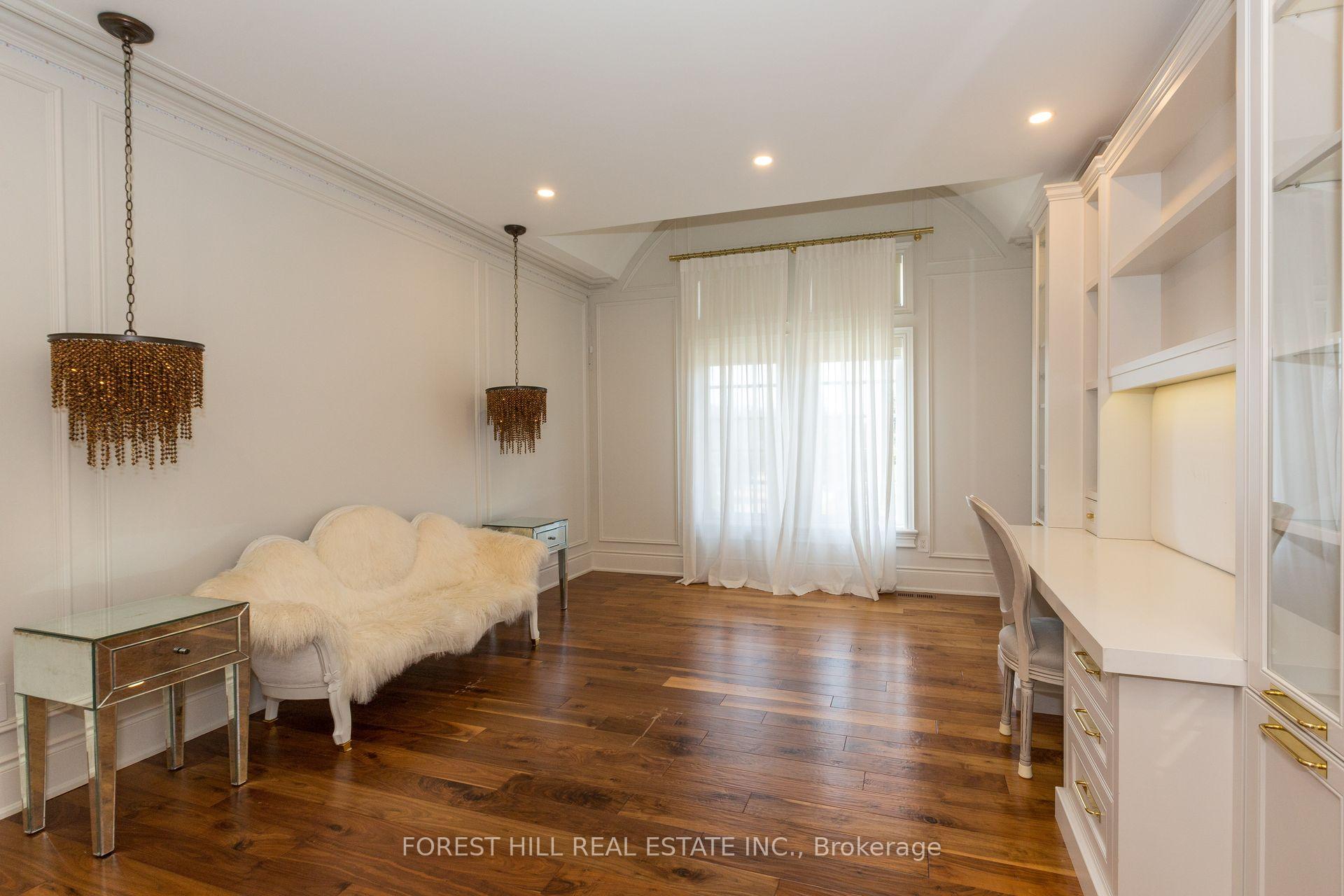 Photo 21 of 55 Woodvalley Crescent, Vaughan, Patterson — HOMEH