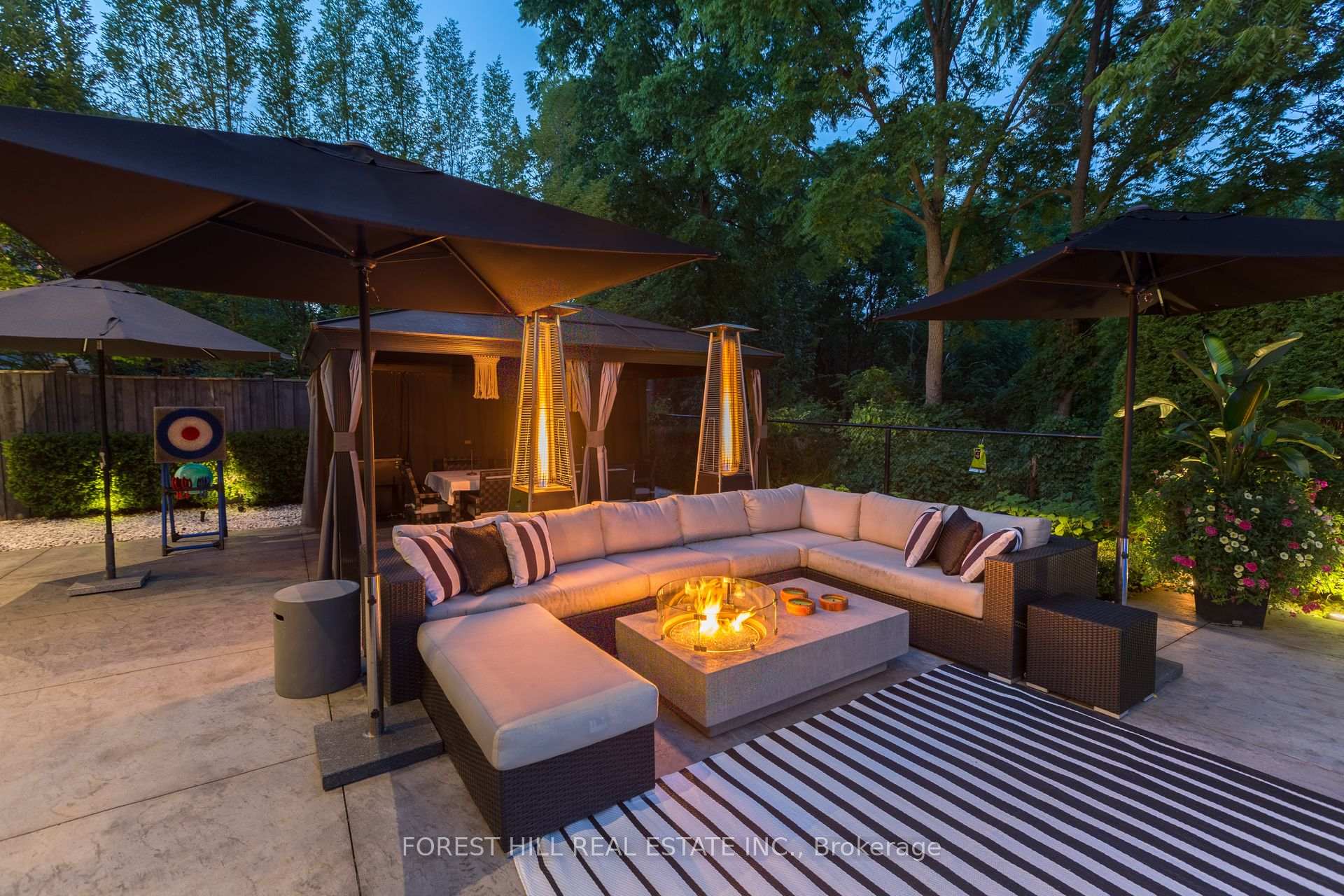 Photo 43 of 55 Woodvalley Crescent, Vaughan, Patterson — HOMEH