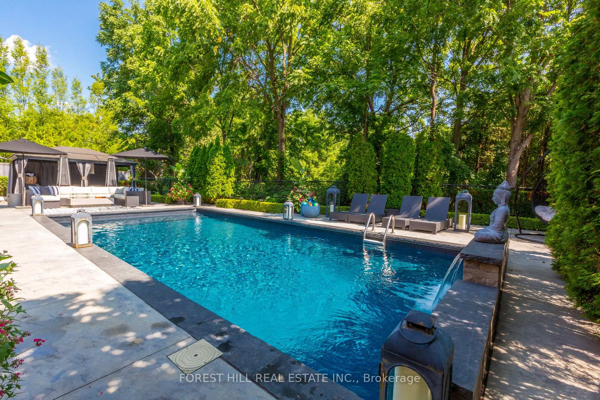 Photo 45 of 55 Woodvalley Crescent, Vaughan, Patterson — HOMEH