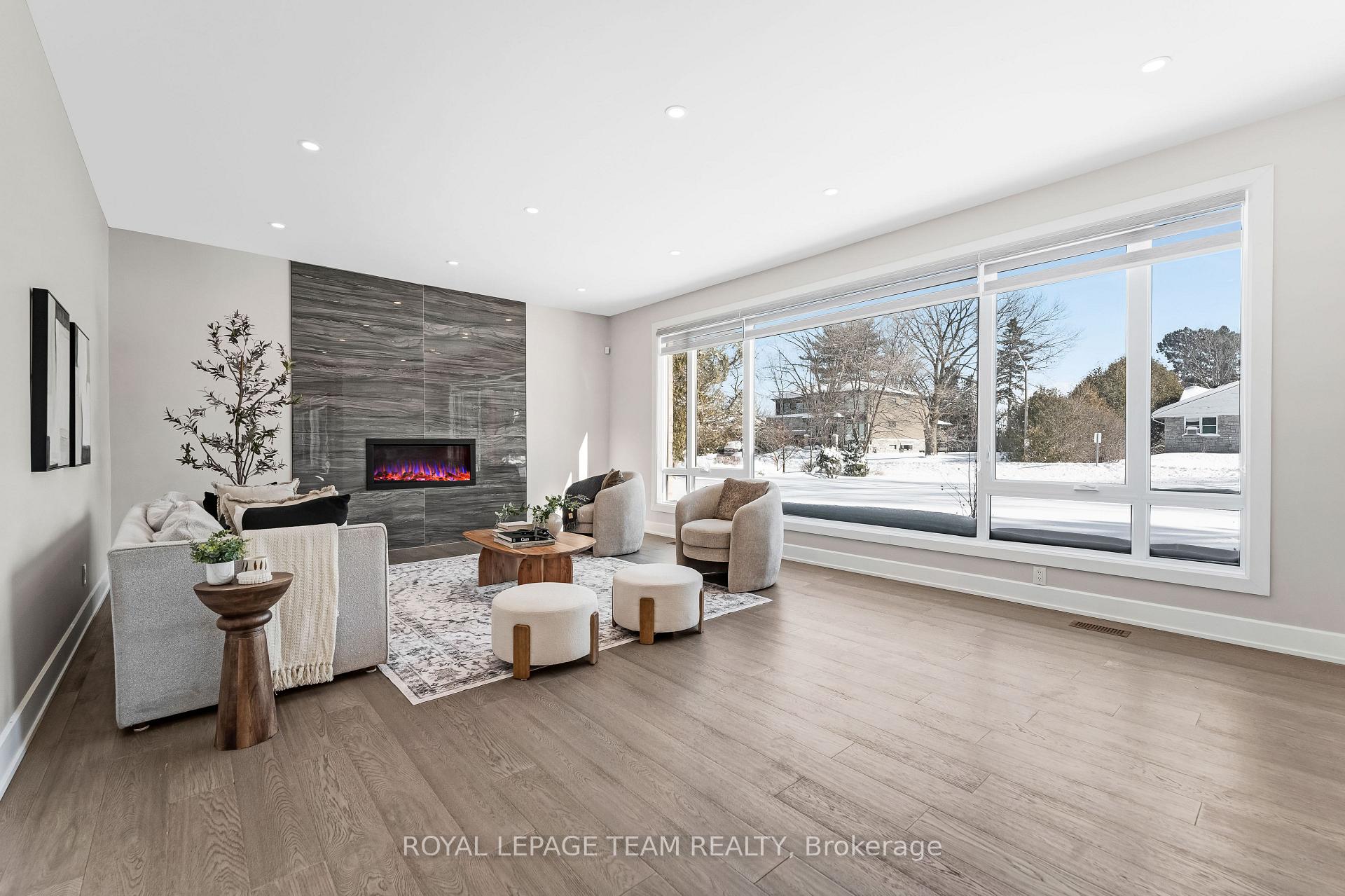 Photo 7 of 1898 Barnhart Place, Ottawa, Alta Vista/Faircrest Heights — HOMEH