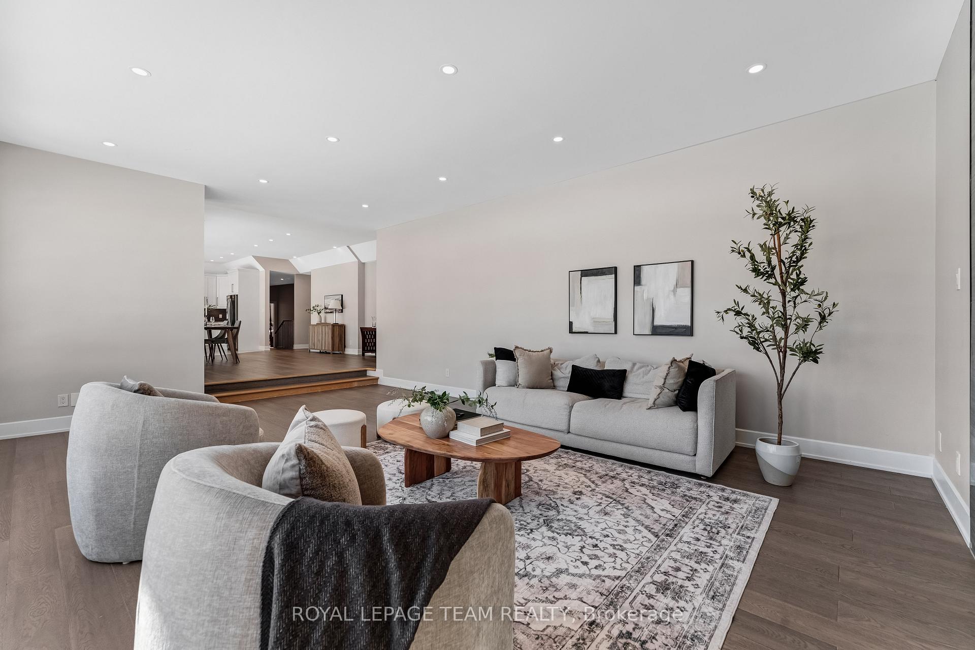 Photo 9 of 1898 Barnhart Place, Ottawa, Alta Vista/Faircrest Heights — HOMEH