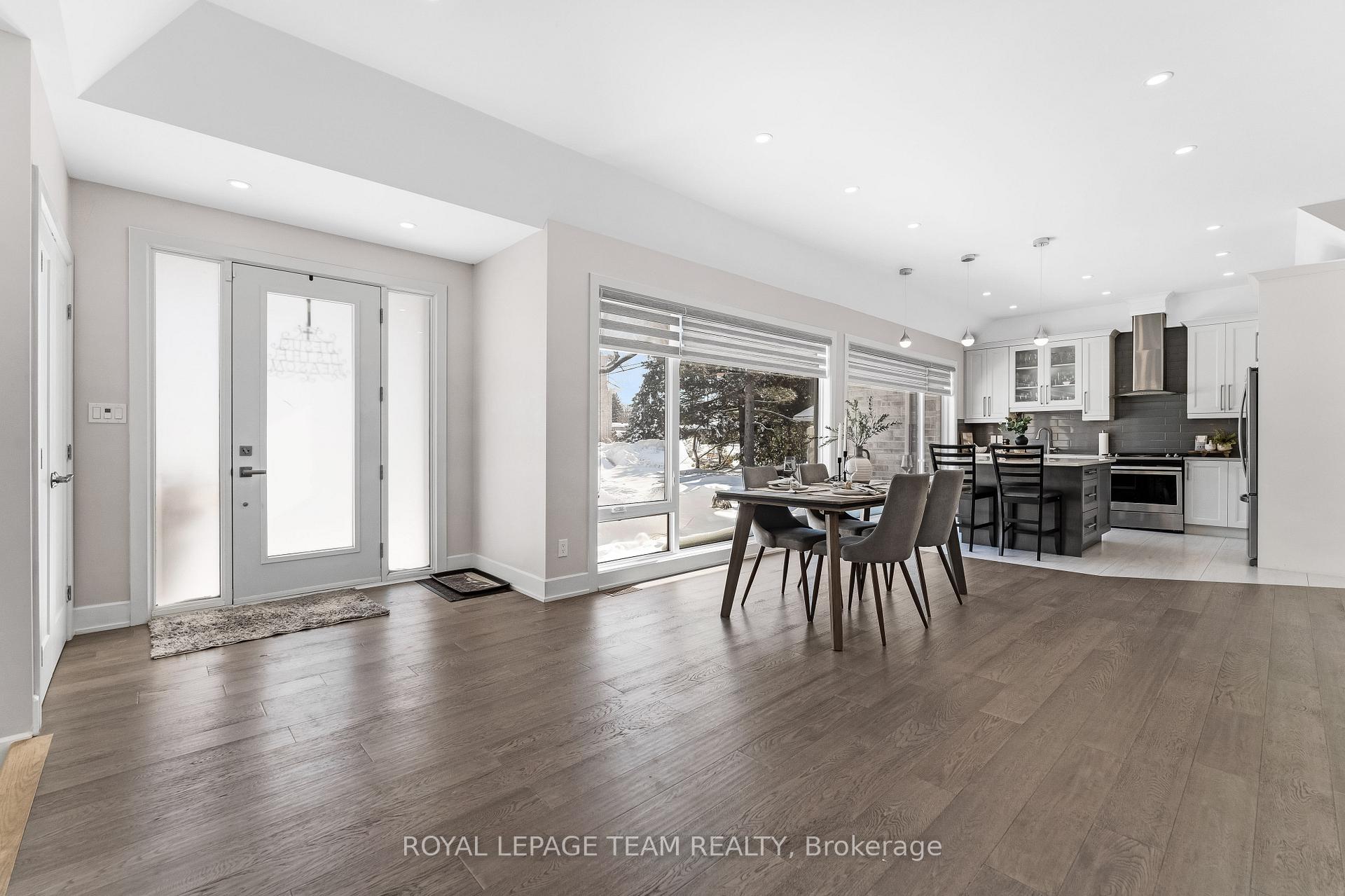 Photo 10 of 1898 Barnhart Place, Ottawa, Alta Vista/Faircrest Heights — HOMEH