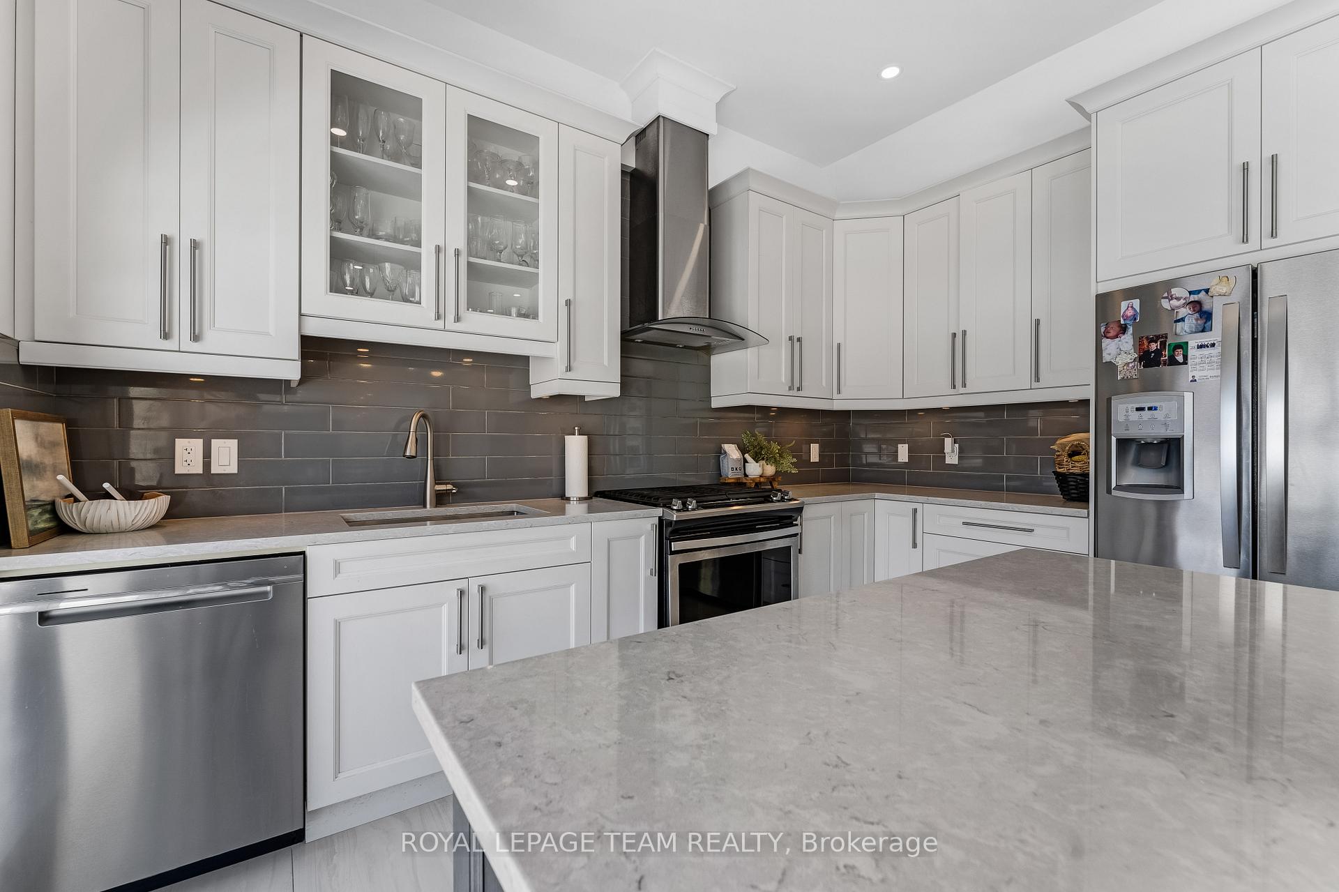 Photo 20 of 1898 Barnhart Place, Ottawa, Alta Vista/Faircrest Heights — HOMEH