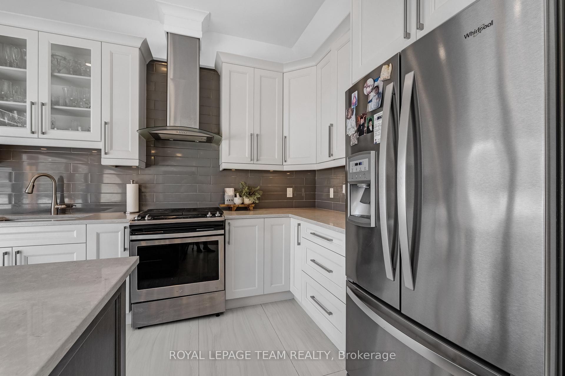 Photo 16 of 1898 Barnhart Place, Ottawa, Alta Vista/Faircrest Heights — HOMEH