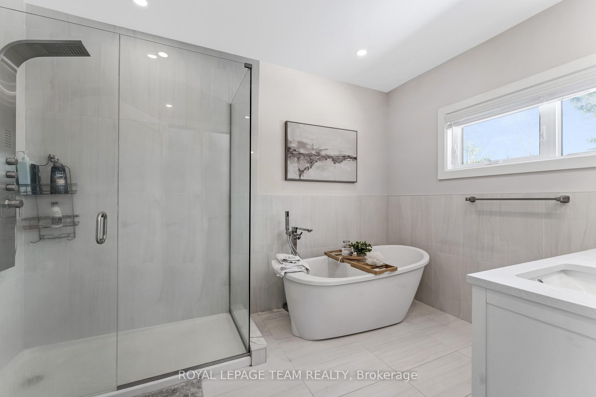 Photo 22 of 1898 Barnhart Place, Ottawa, Alta Vista/Faircrest Heights — HOMEH