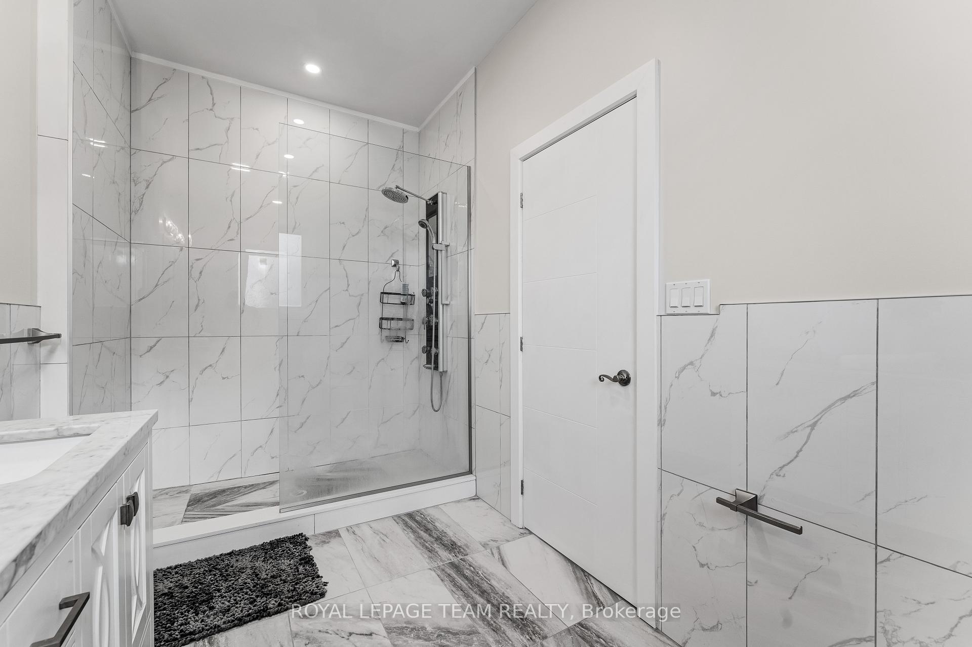 Photo 32 of 1898 Barnhart Place, Ottawa, Alta Vista/Faircrest Heights — HOMEH
