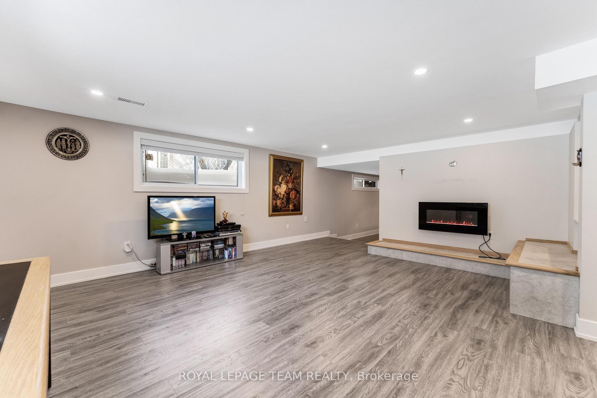 Photo 38 of 1898 Barnhart Place, Ottawa, Alta Vista/Faircrest Heights — HOMEH