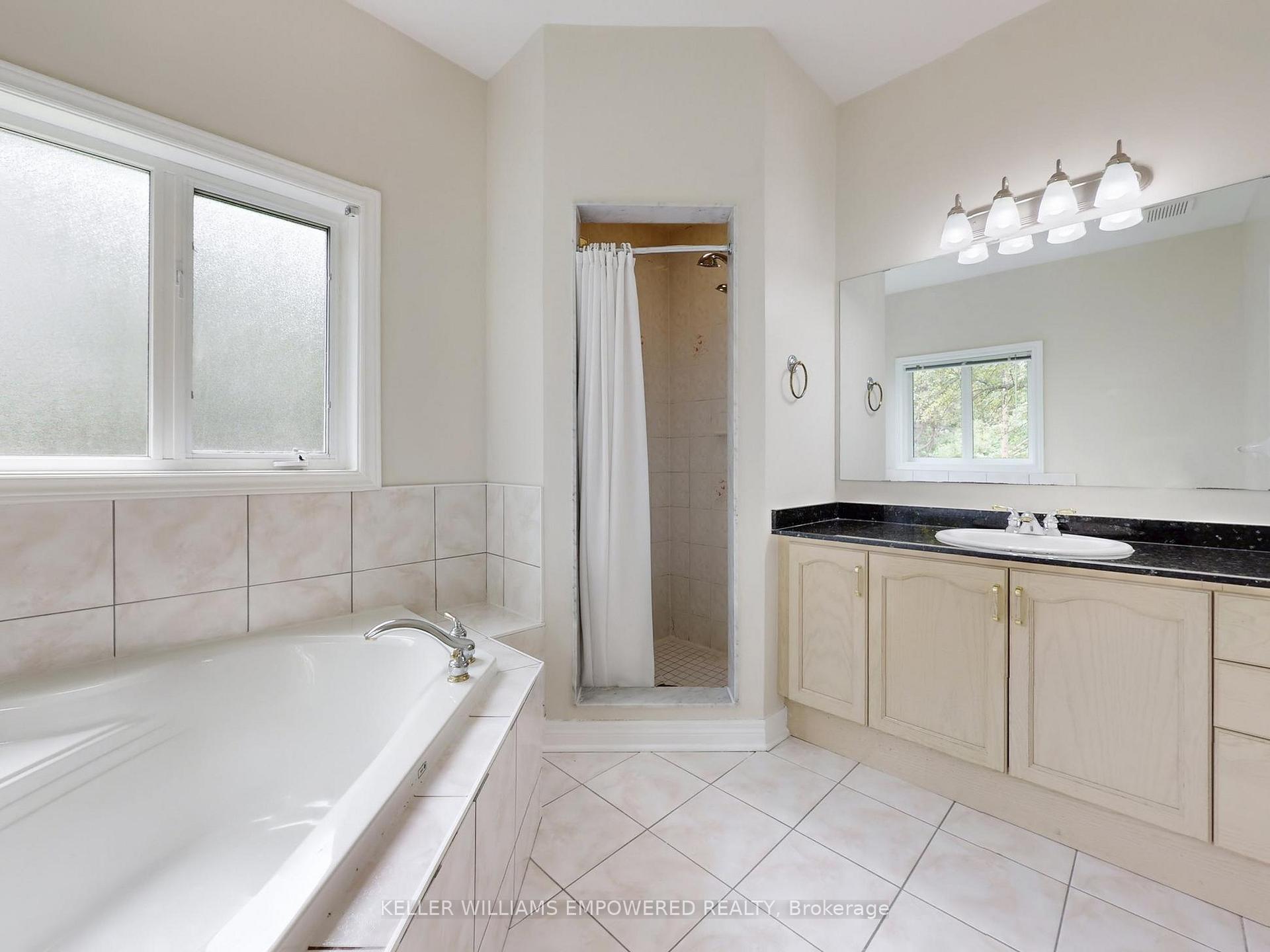 Photo 13 of 1 Kootenay Ridge, Vaughan, Rural Vaughan — HOMEH