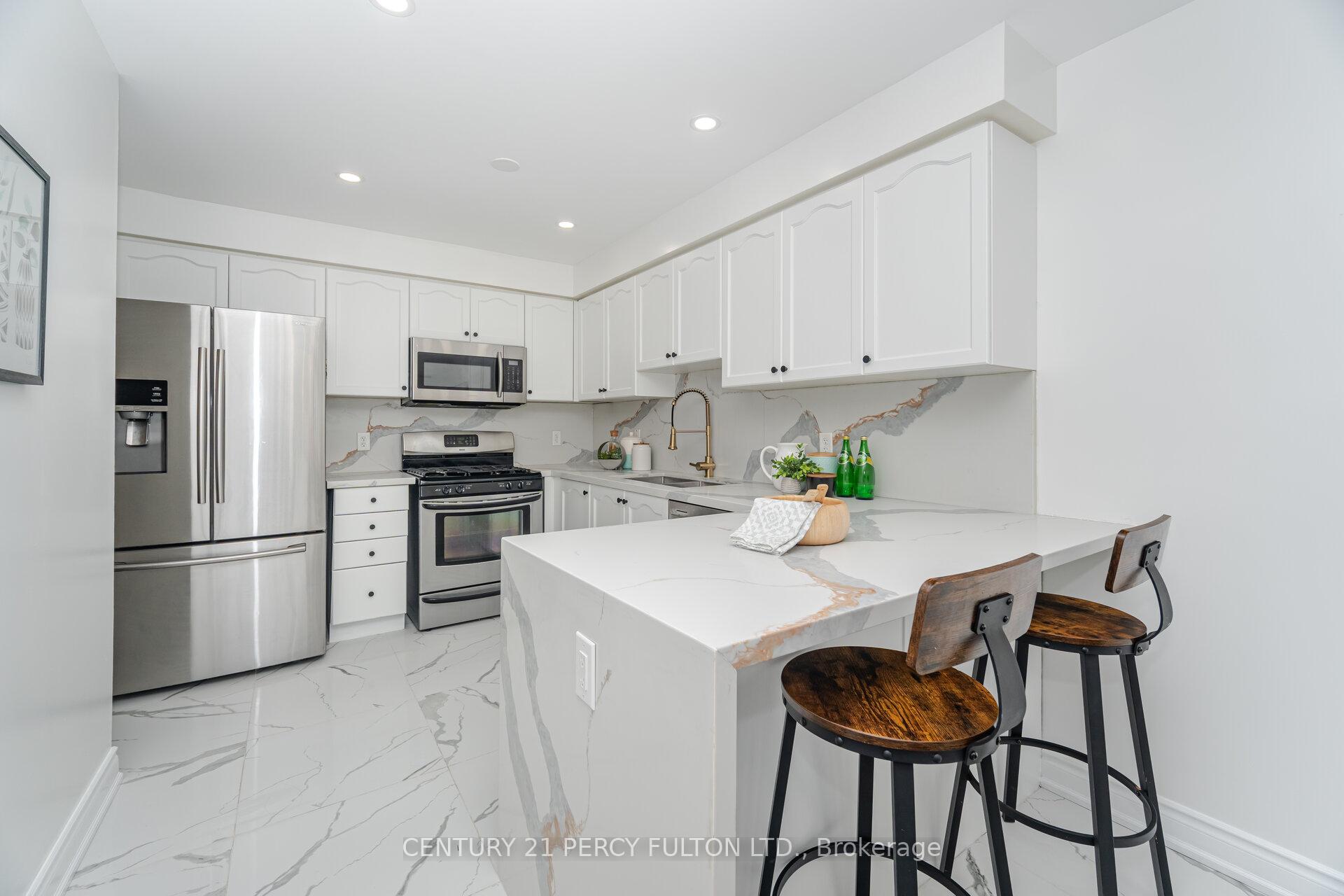 Photo 14 of 5 Brownell Street, Whitby, Rolling Acres — HOMEH