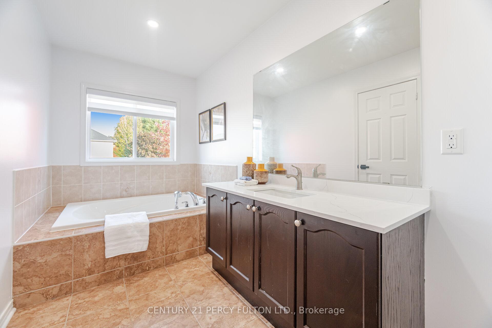 Photo 19 of 5 Brownell Street, Whitby, Rolling Acres — HOMEH