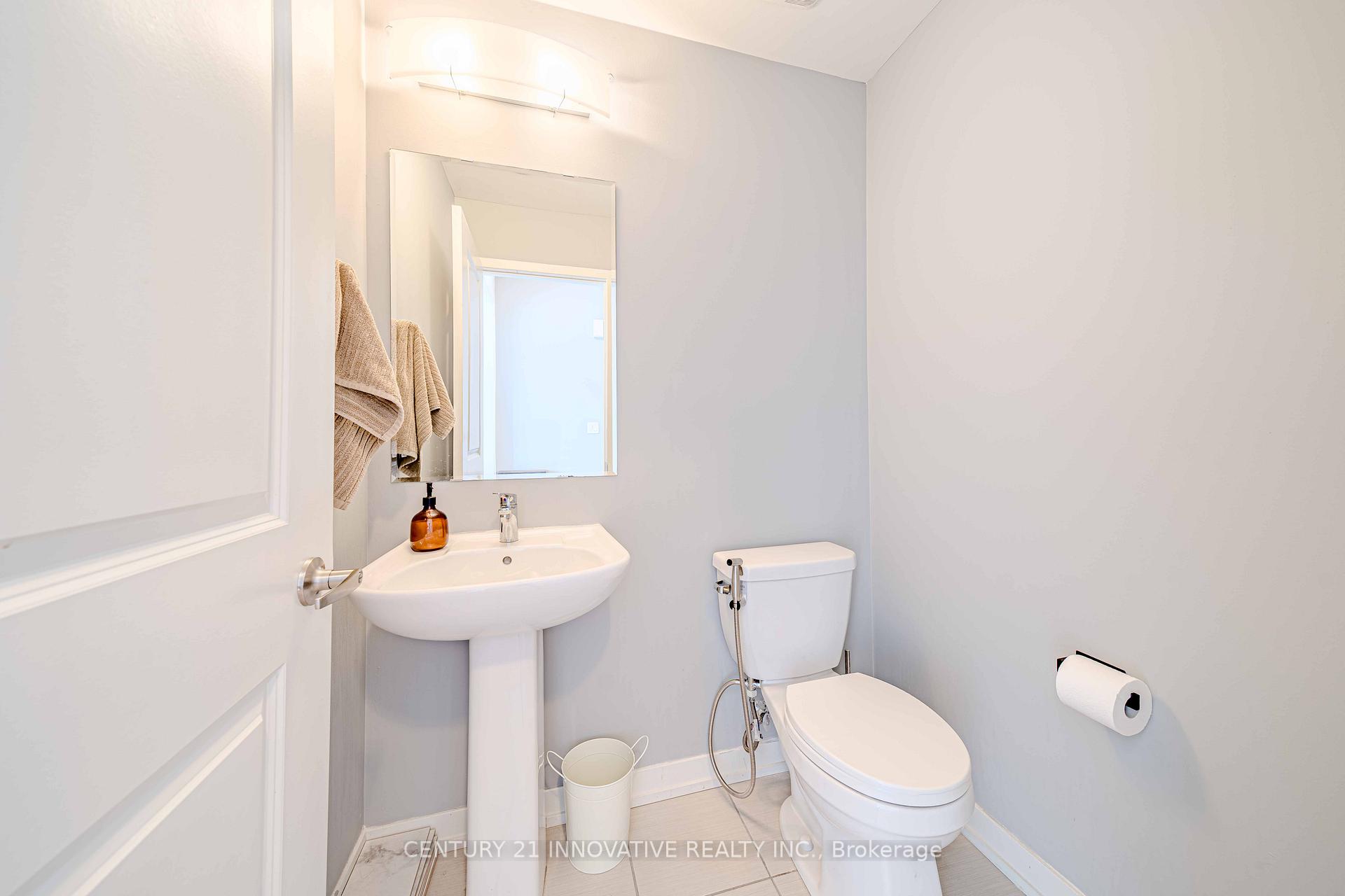 Photo 30 of 144 Salterton Circle, Vaughan, Maple — HOMEH
