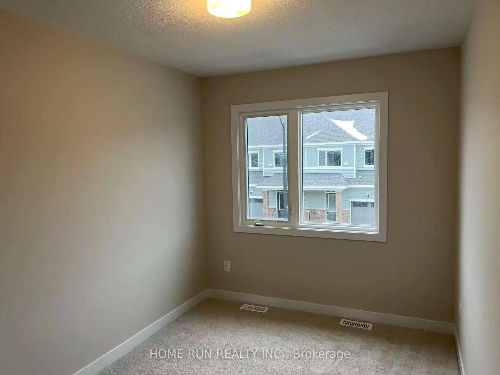 Photo 7 of 379 Les Emmerson Drive, Ottawa, Barrhaven - Strandherd — HOMEH