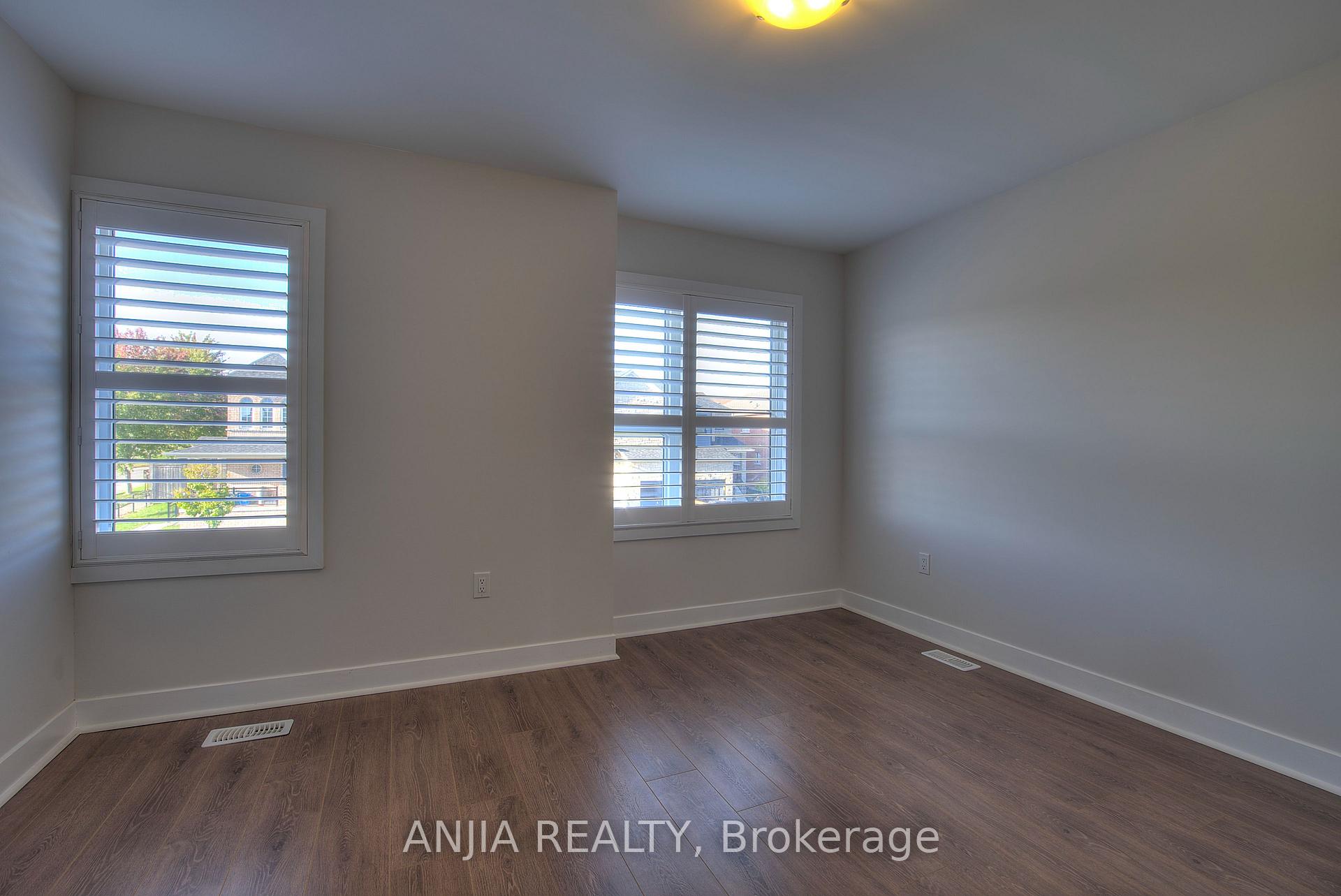 Photo 15 of 93 Barrister Avenue, Whitby, Pringle Creek — HOMEH