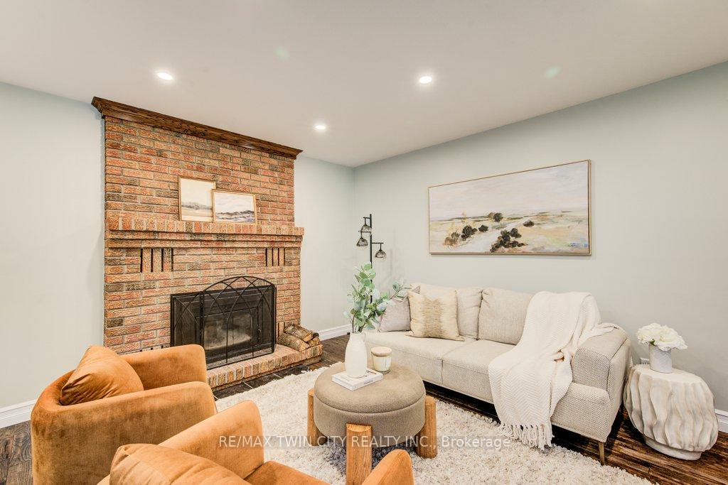 Photo 5 of 367 Westridge Drive, Waterloo — HOMEH
