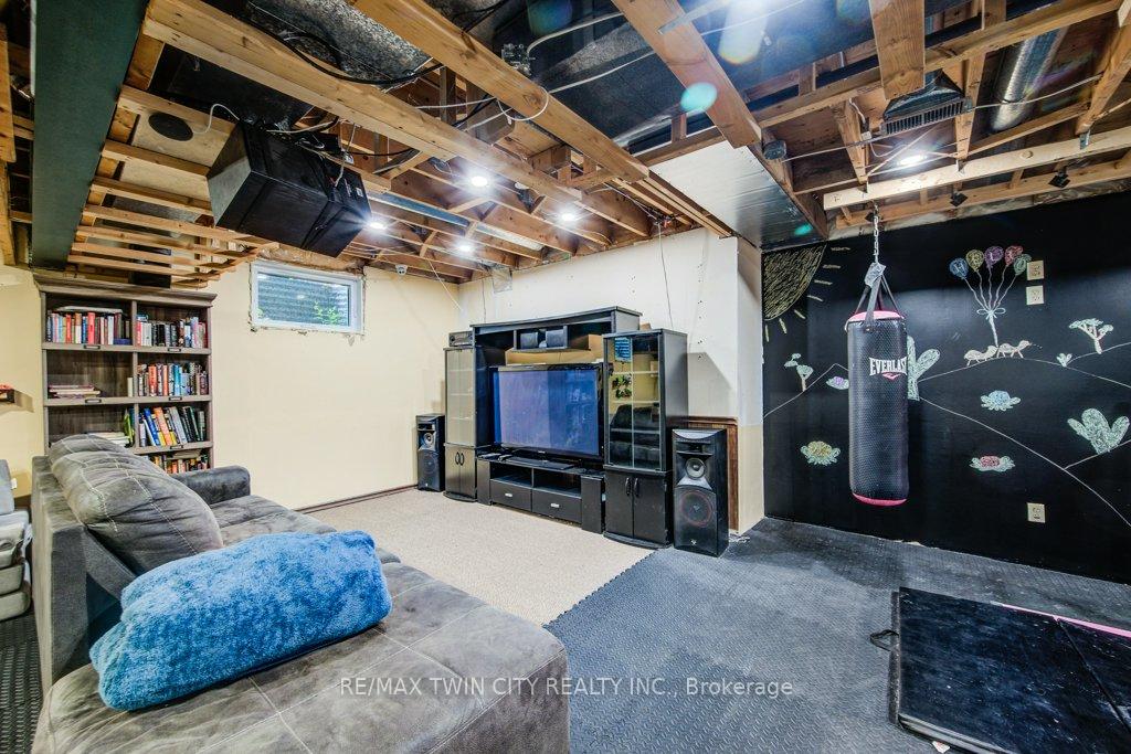 Photo 27 of 367 Westridge Drive, Waterloo — HOMEH