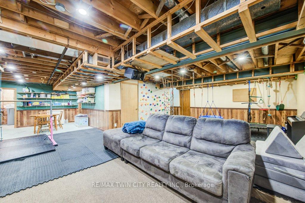Photo 28 of 367 Westridge Drive, Waterloo — HOMEH