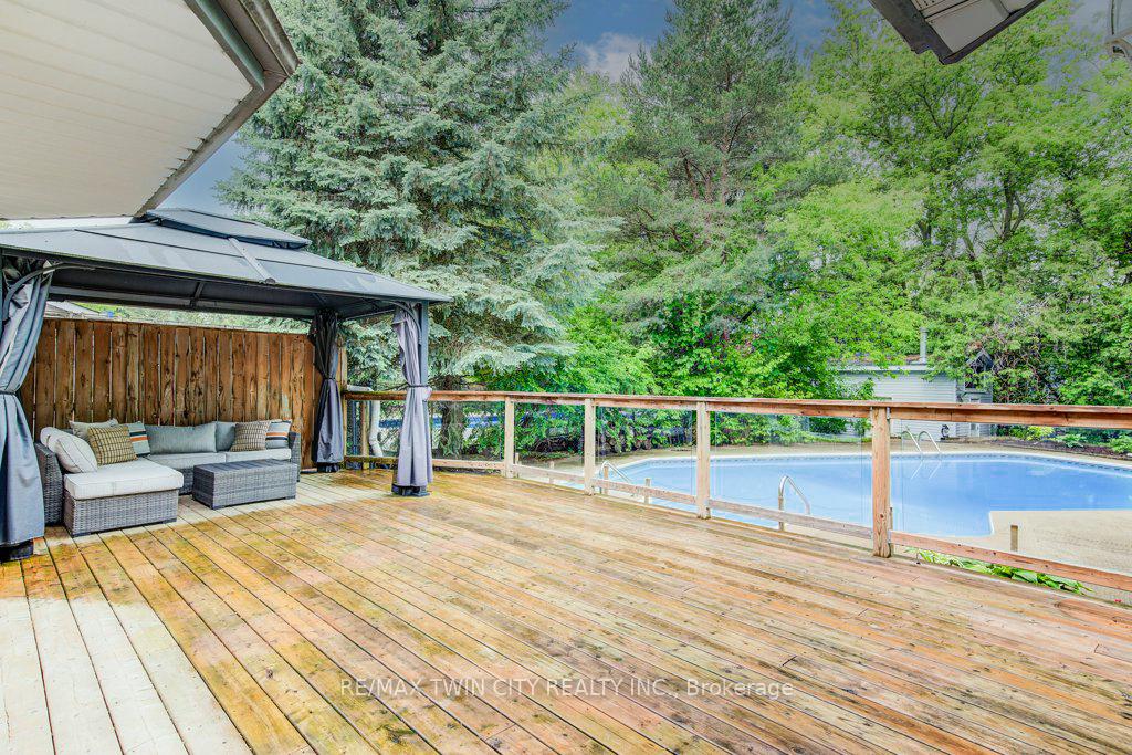 Photo 29 of 367 Westridge Drive, Waterloo — HOMEH