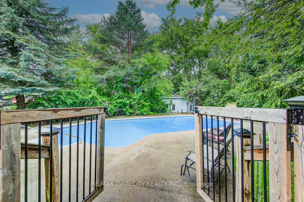 Photo 31 of 367 Westridge Drive, Waterloo — HOMEH