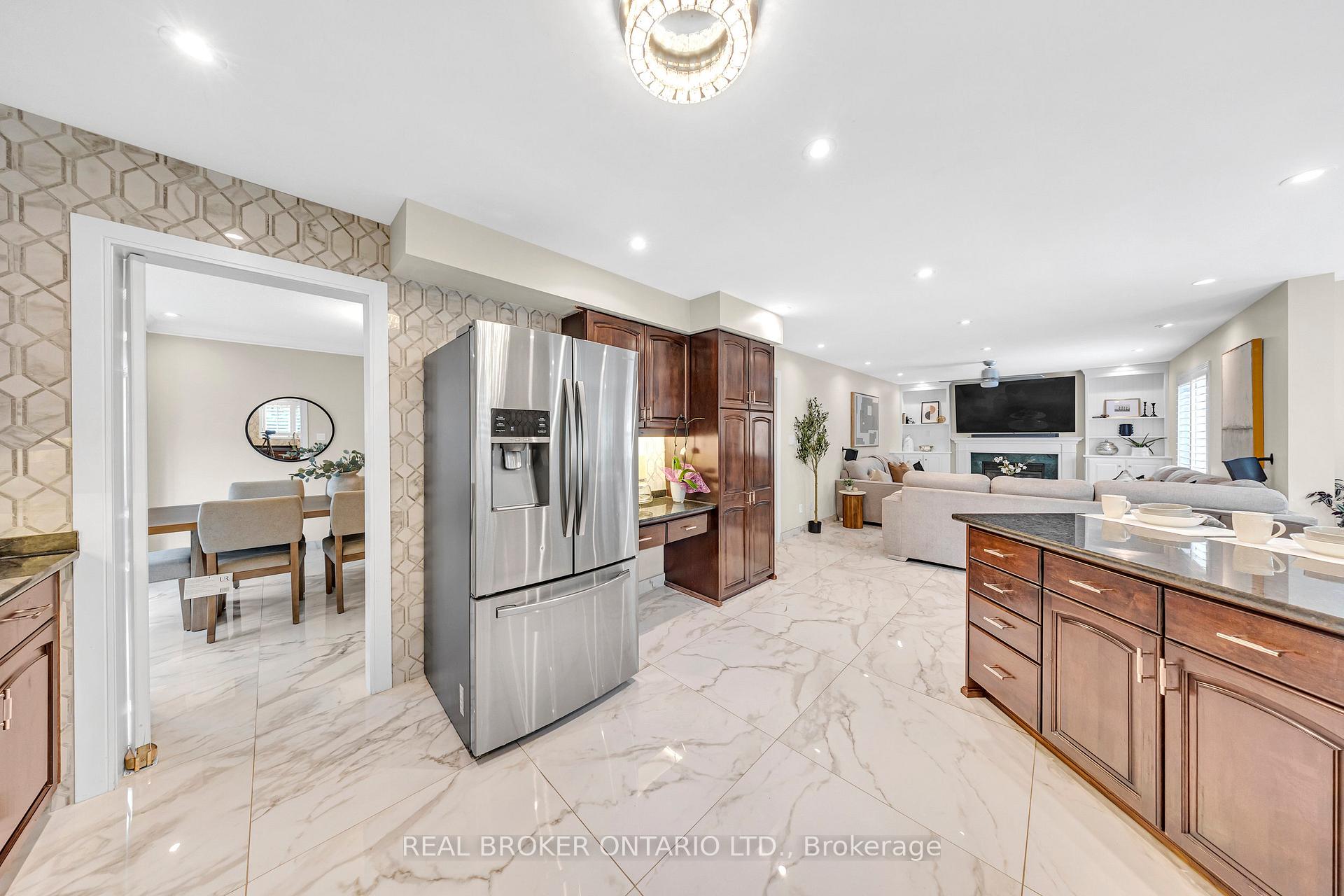 Photo 12 of 43 Allayden Drive, Whitby, Lynde Creek — HOMEH