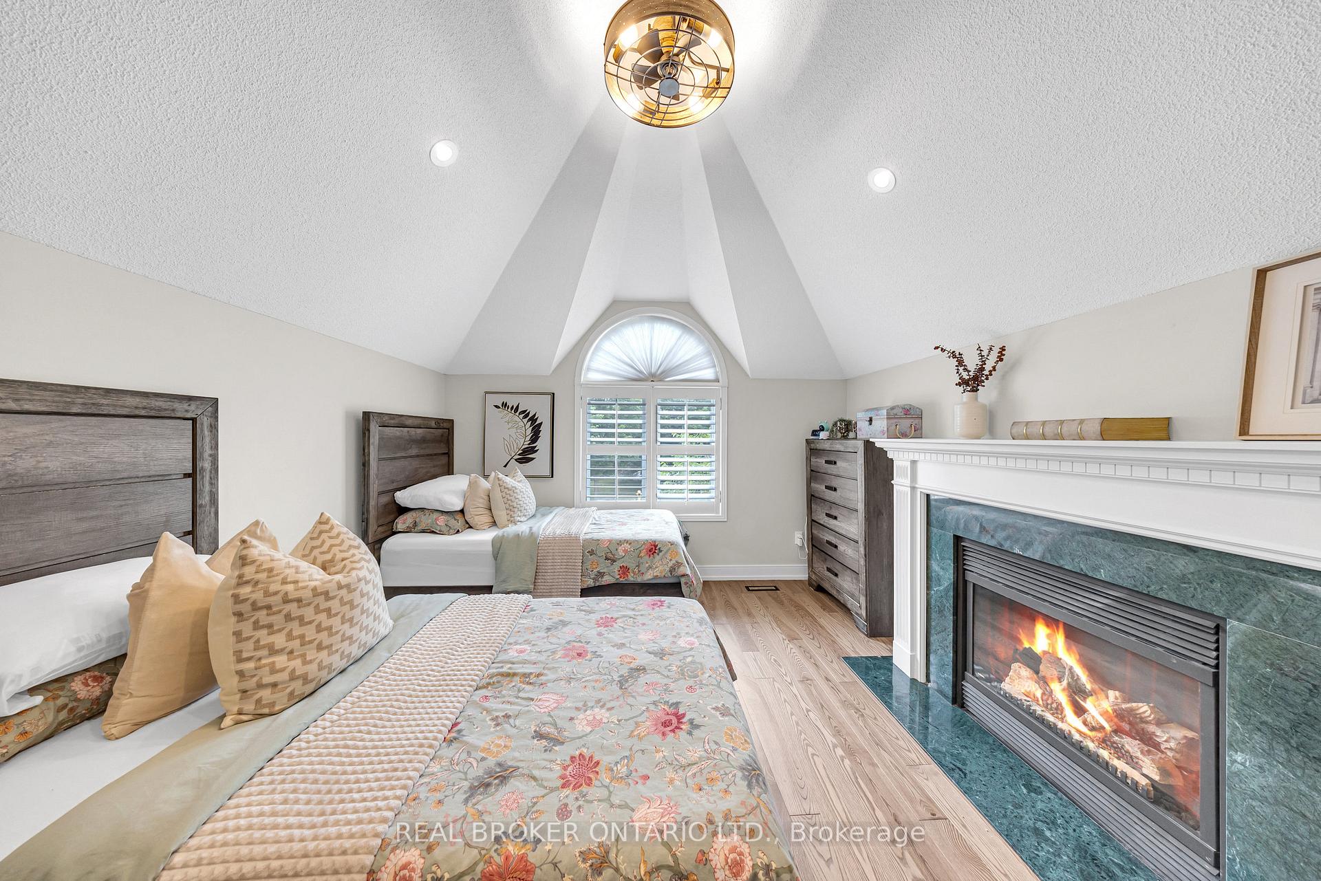 Photo 31 of 43 Allayden Drive, Whitby, Lynde Creek — HOMEH