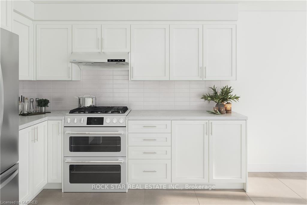 Photo 10 of 88 Treasure Road, Vaughan, Maple — HOMEH