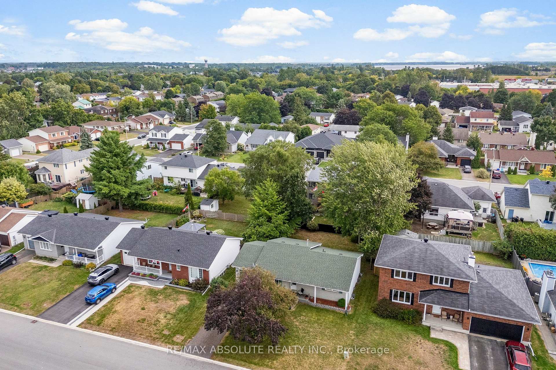 Photo 26 of 10 Maple Drive, Arnprior — HOMEH