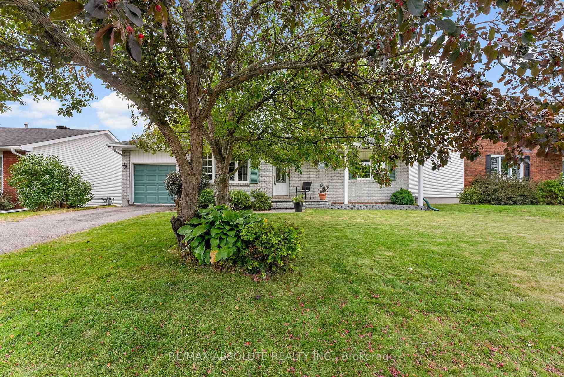 Photo 31 of 10 Maple Drive, Arnprior — HOMEH