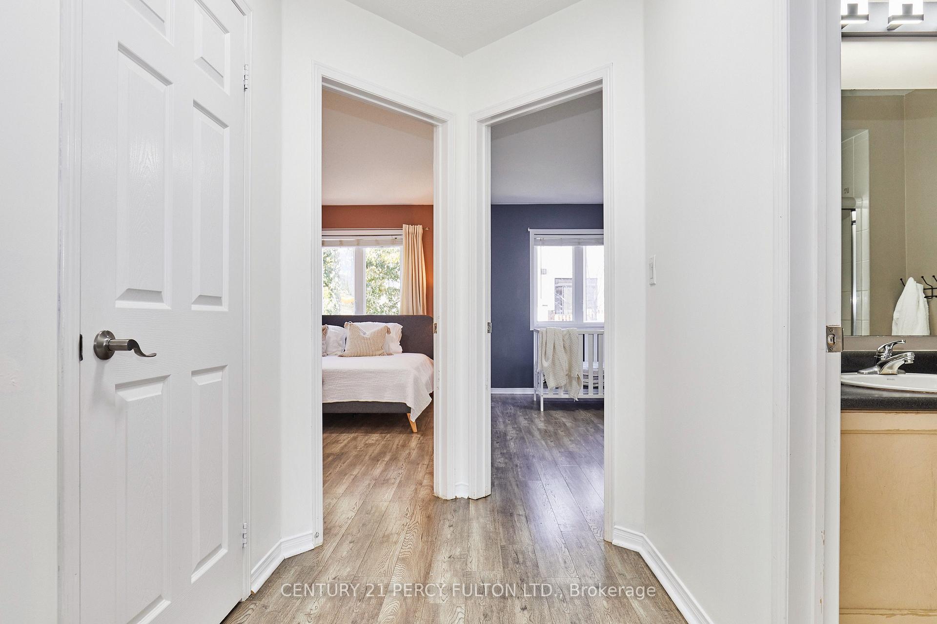 Photo 17 of 48 Bettina Place, Whitby, Rolling Acres — HOMEH