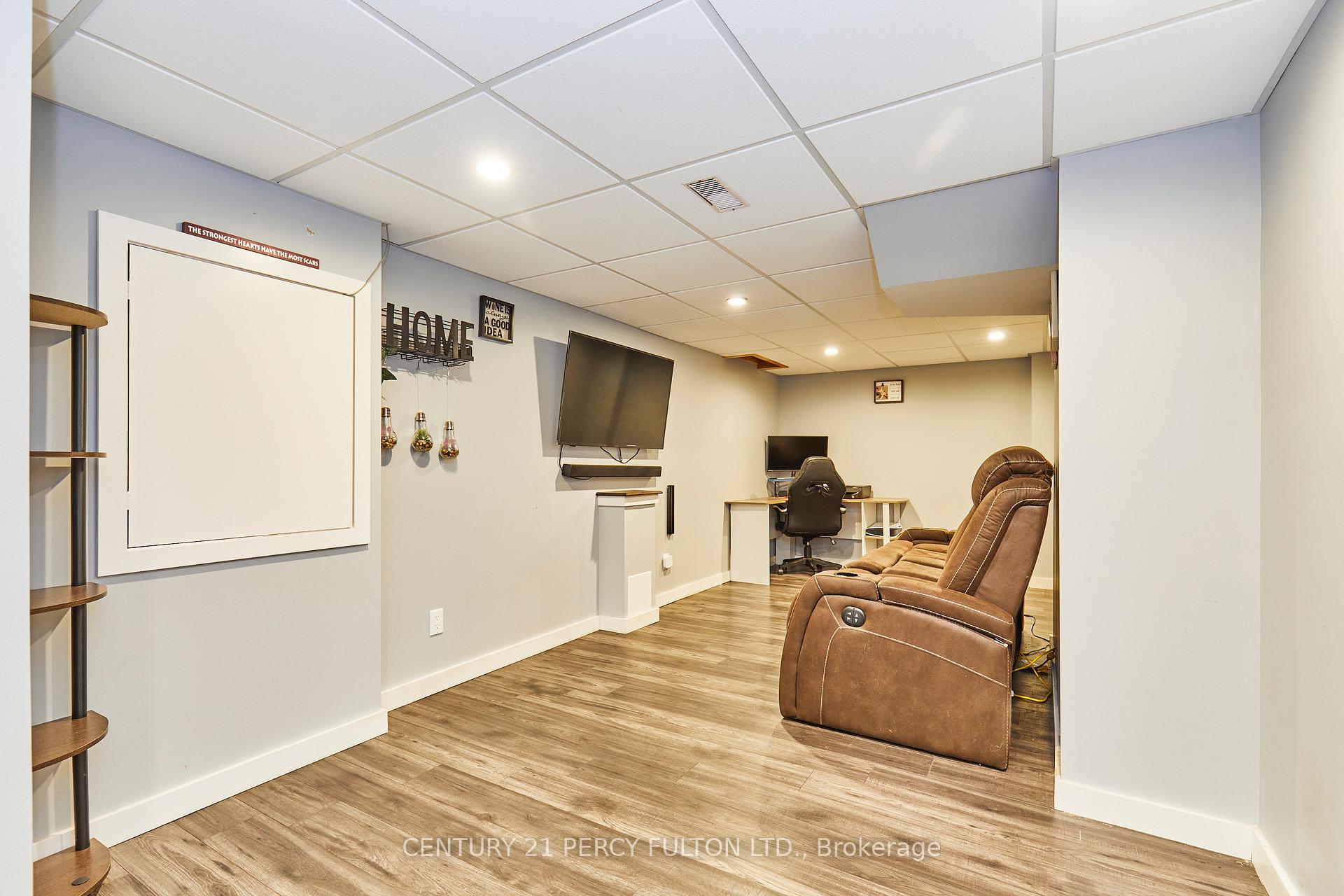 Photo 23 of 48 Bettina Place, Whitby, Rolling Acres — HOMEH