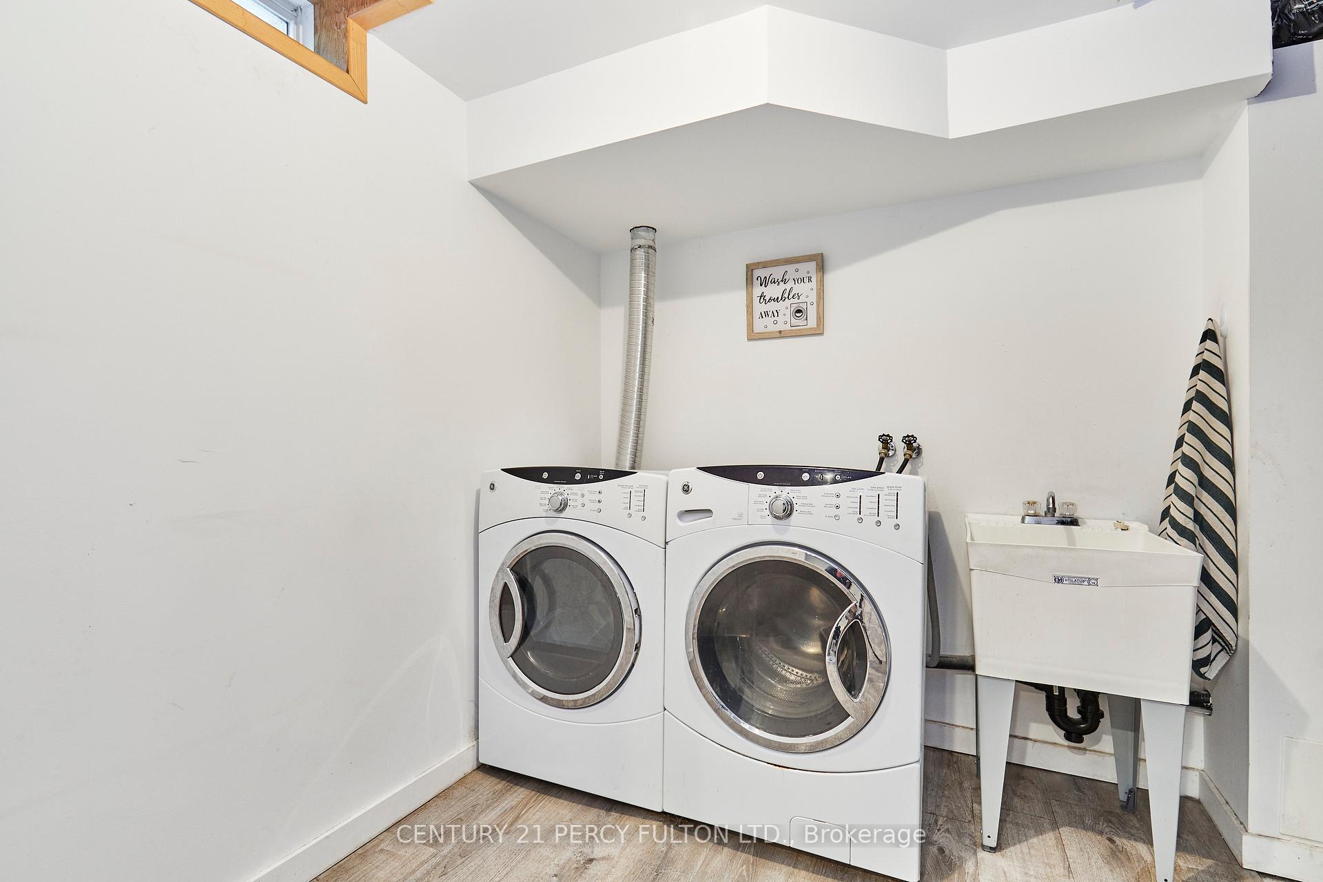 Photo 25 of 48 Bettina Place, Whitby, Rolling Acres — HOMEH
