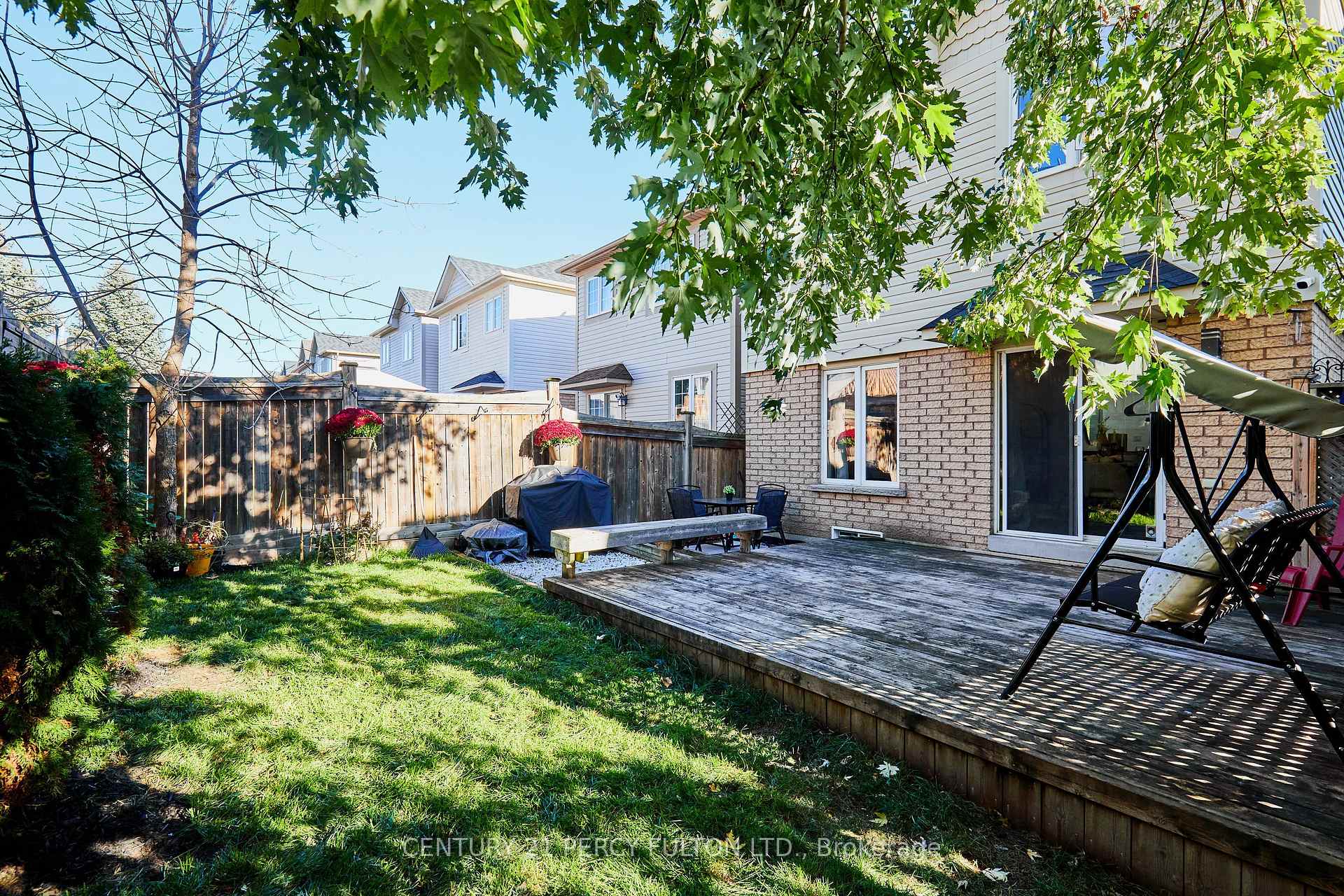 Photo 28 of 48 Bettina Place, Whitby, Rolling Acres — HOMEH
