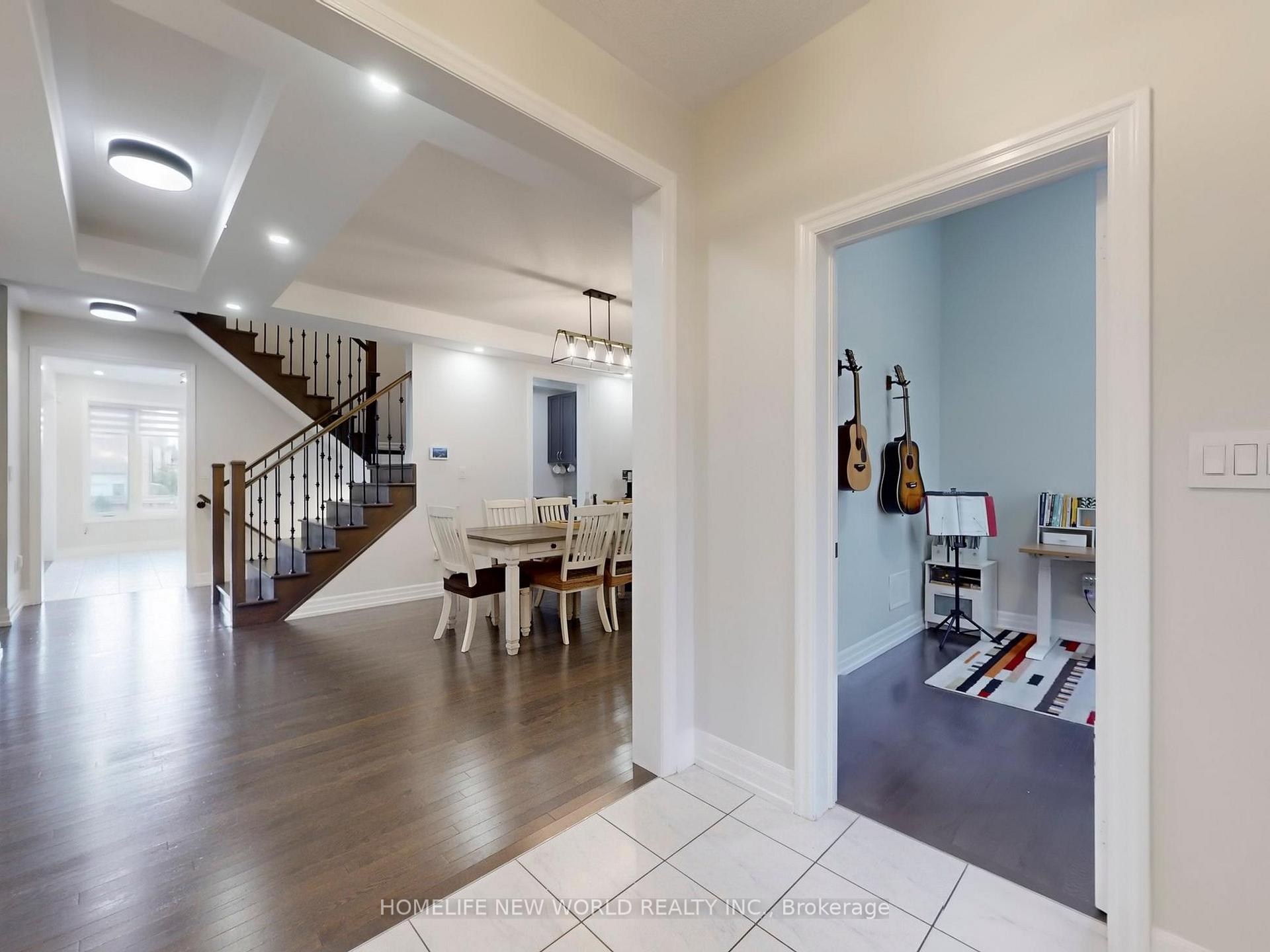 Photo 2 of 40 St Ives Crescent, Whitby, Rural Whitby — HOMEH