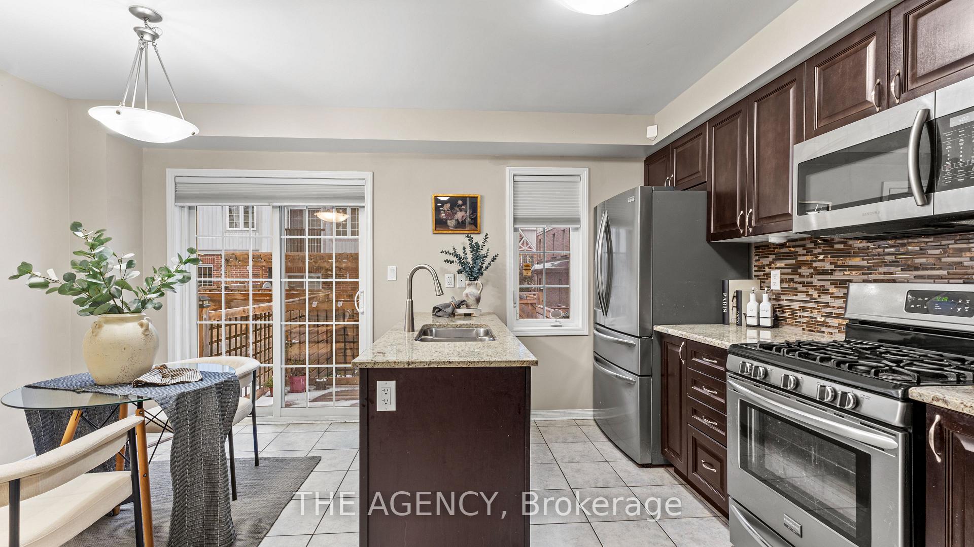 Photo 18 of 21 Benjamin Way, Whitby, Blue Grass Meadows — HOMEH
