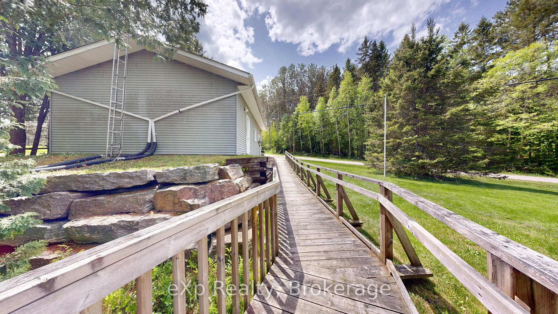 Photo 37 of 91 Farleys Road, Whitestone, Dunchurch — HOMEH