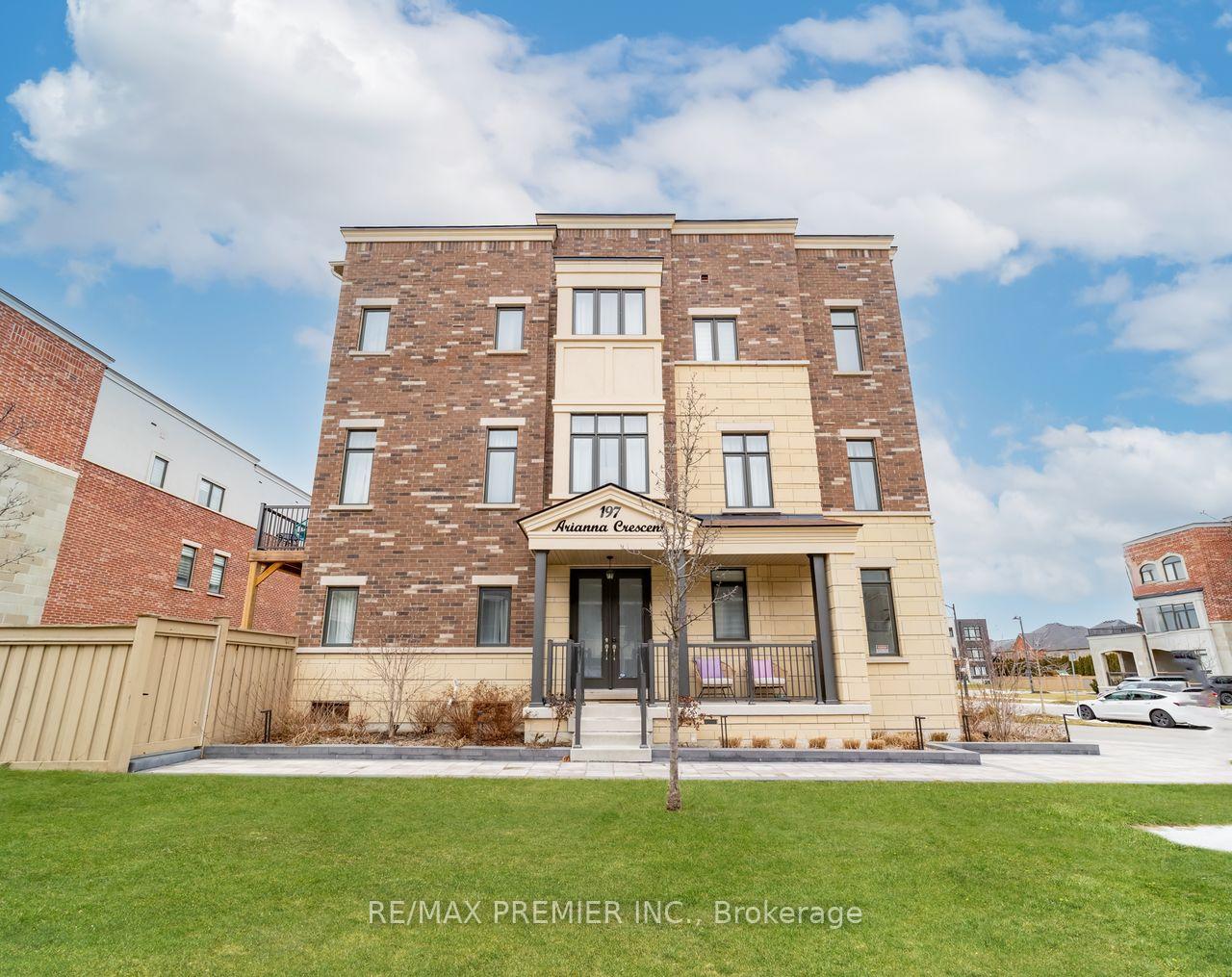 Photo 2 of 197 Arianna Crescent, Vaughan, Patterson — HOMEH
