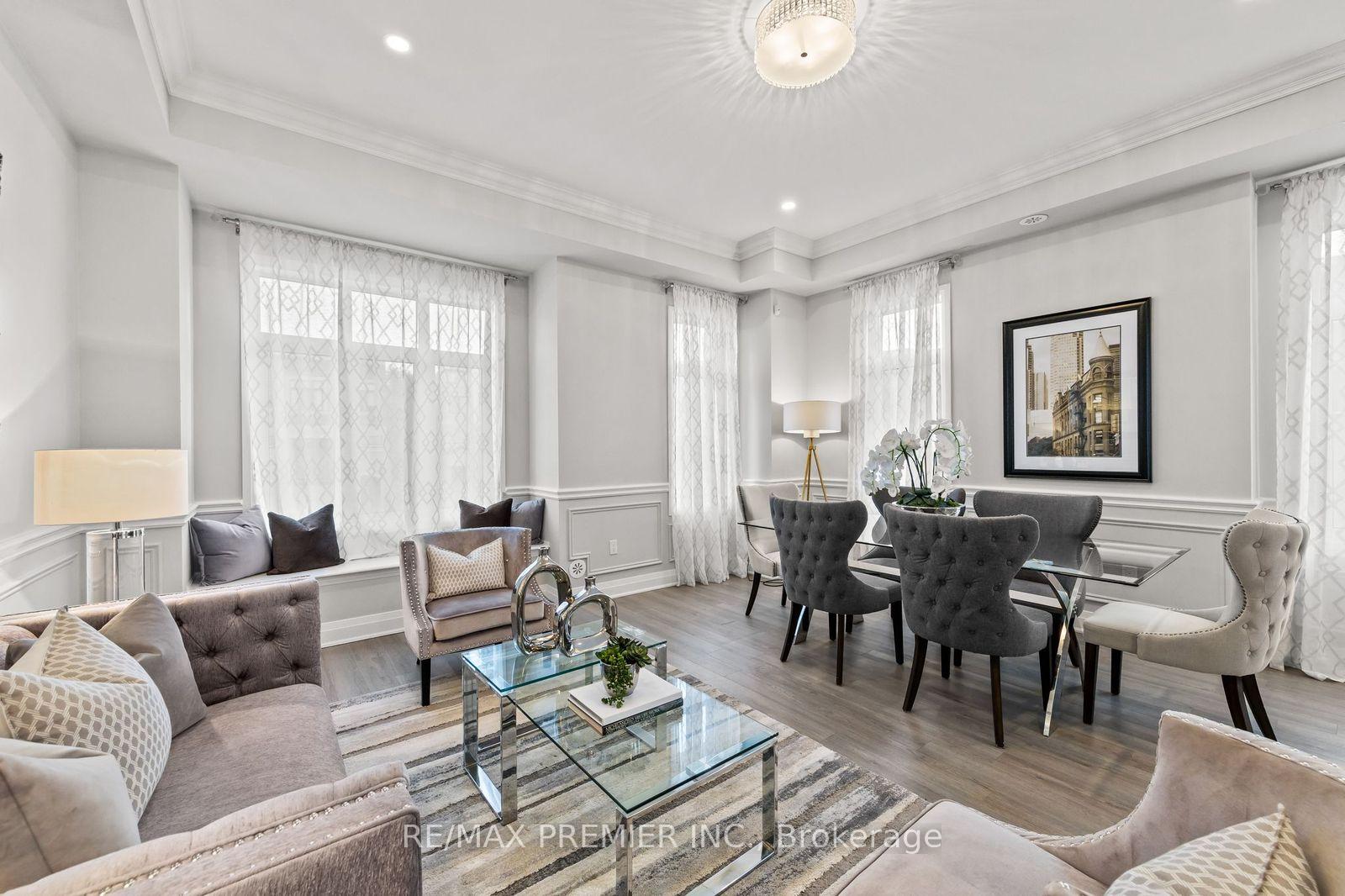 Photo 3 of 197 Arianna Crescent, Vaughan, Patterson — HOMEH