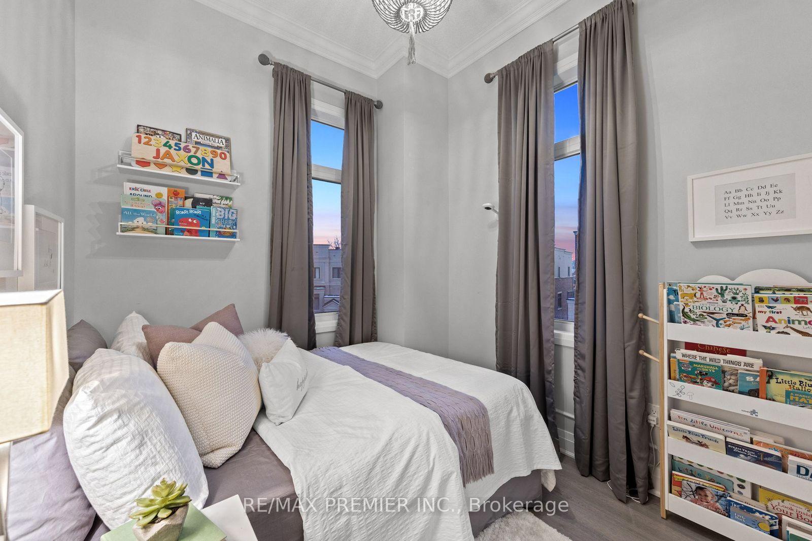 Photo 18 of 197 Arianna Crescent, Vaughan, Patterson — HOMEH