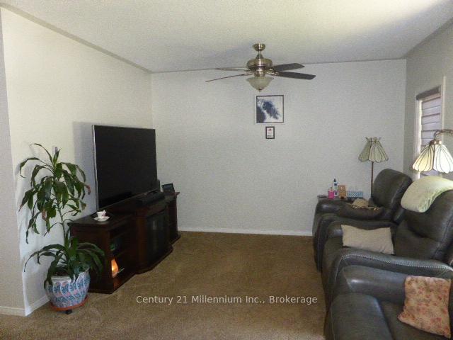 Photo 8 of 15 Harbour Crescent, Wasaga Beach — HOMEH