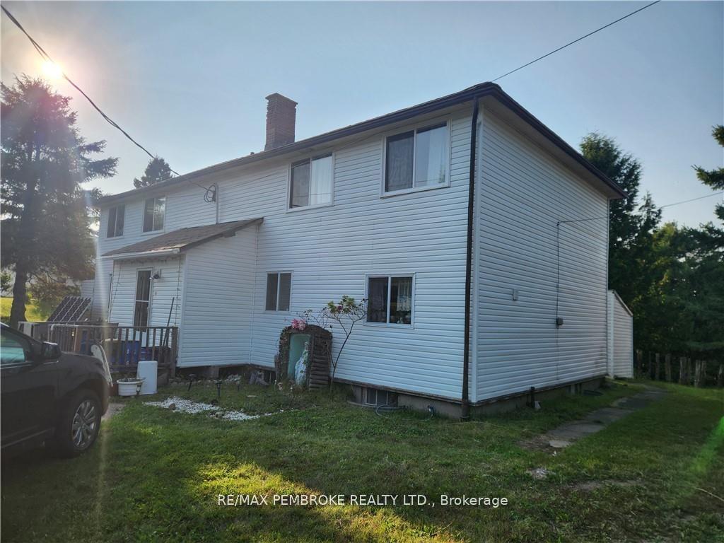 Front of 72 Sebastopol Drive