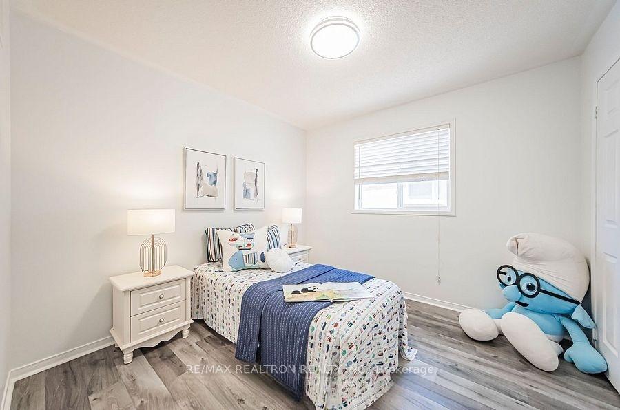 Photo 24 of 67 Monteith Crescent, Vaughan, Maple — HOMEH