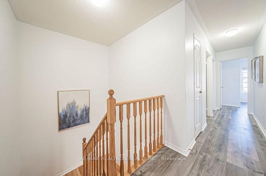 Photo 26 of 67 Monteith Crescent, Vaughan, Maple — HOMEH