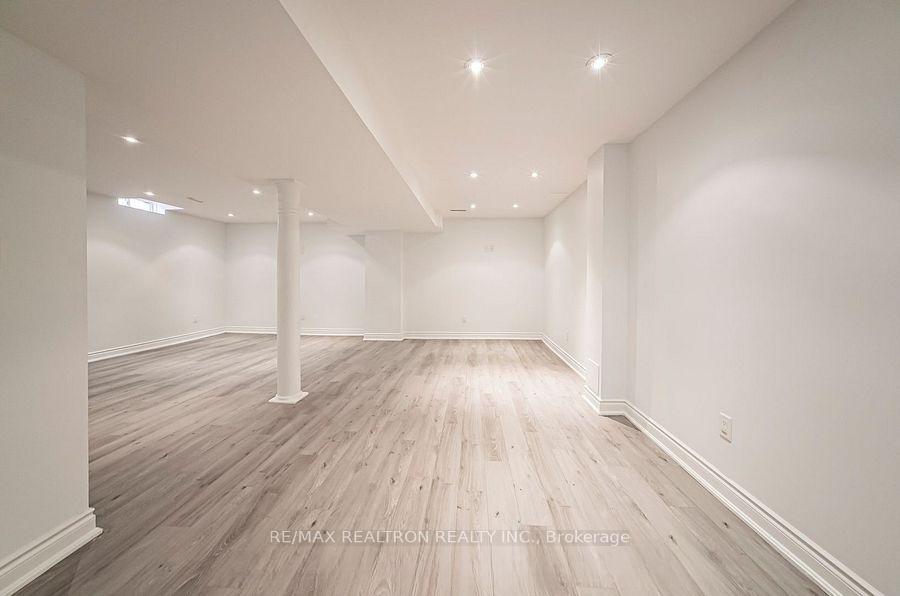Photo 30 of 67 Monteith Crescent, Vaughan, Maple — HOMEH
