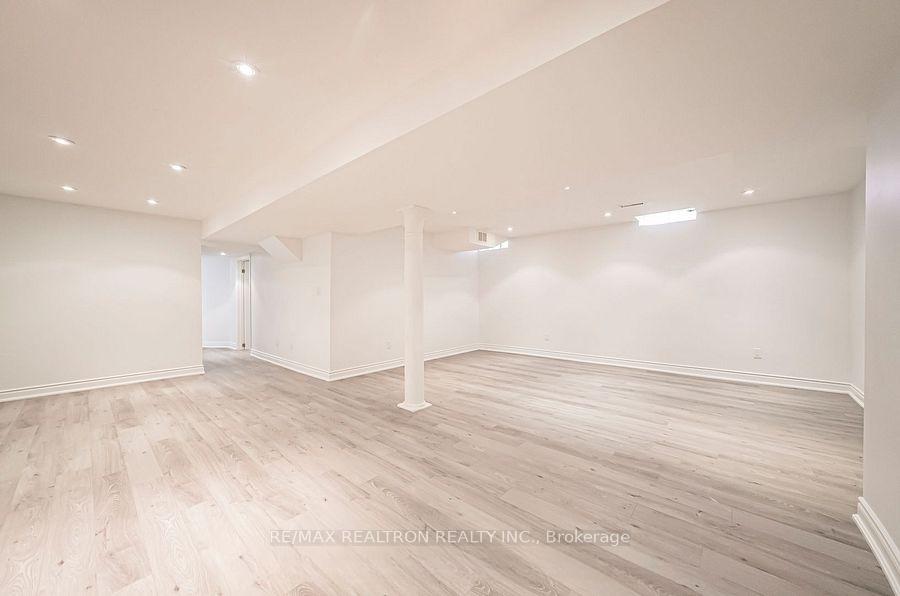Photo 31 of 67 Monteith Crescent, Vaughan, Maple — HOMEH