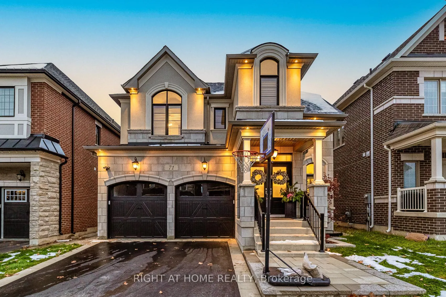 Photo 2 of 71 Ten Pines Road, Vaughan, Kleinburg — HOMEH