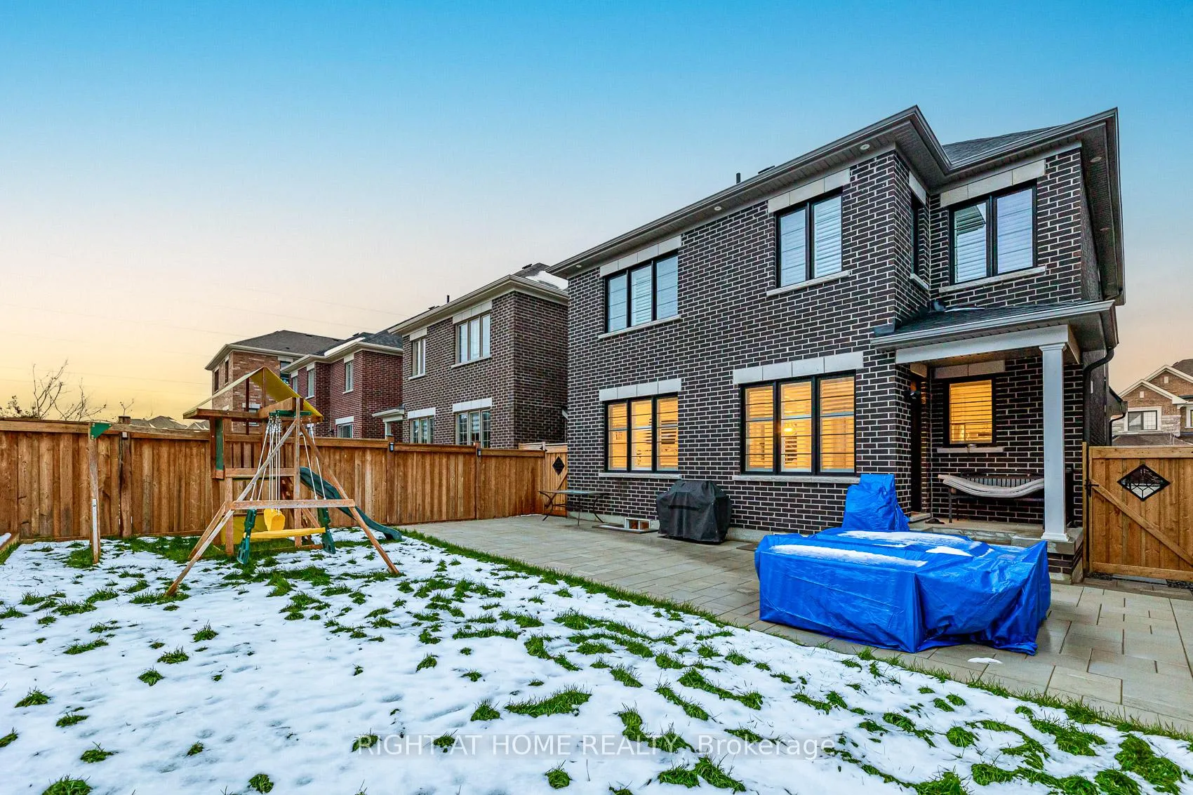 Photo 41 of 71 Ten Pines Road, Vaughan, Kleinburg — HOMEH